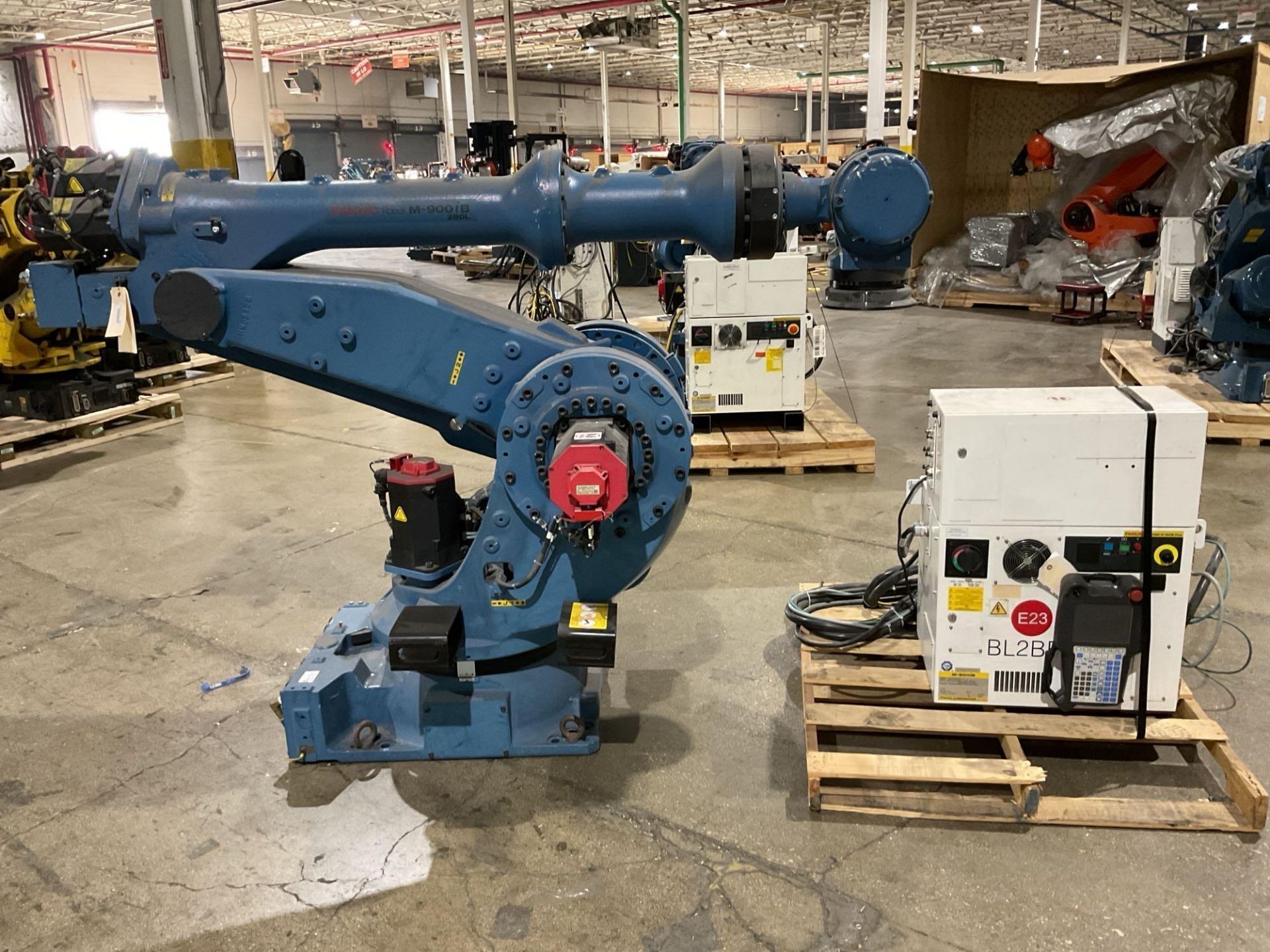 FANUC M‑900iB/280L Robot Complete w/ R‑30iB Plus Controller USED 0