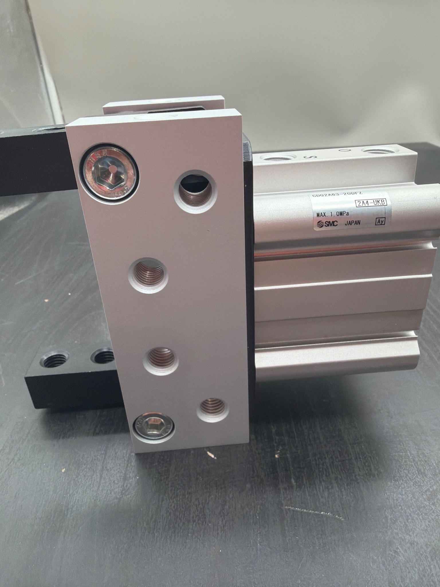 SMC MHT2‑63DZ‑X5070 Rotary Actuator NEW 6