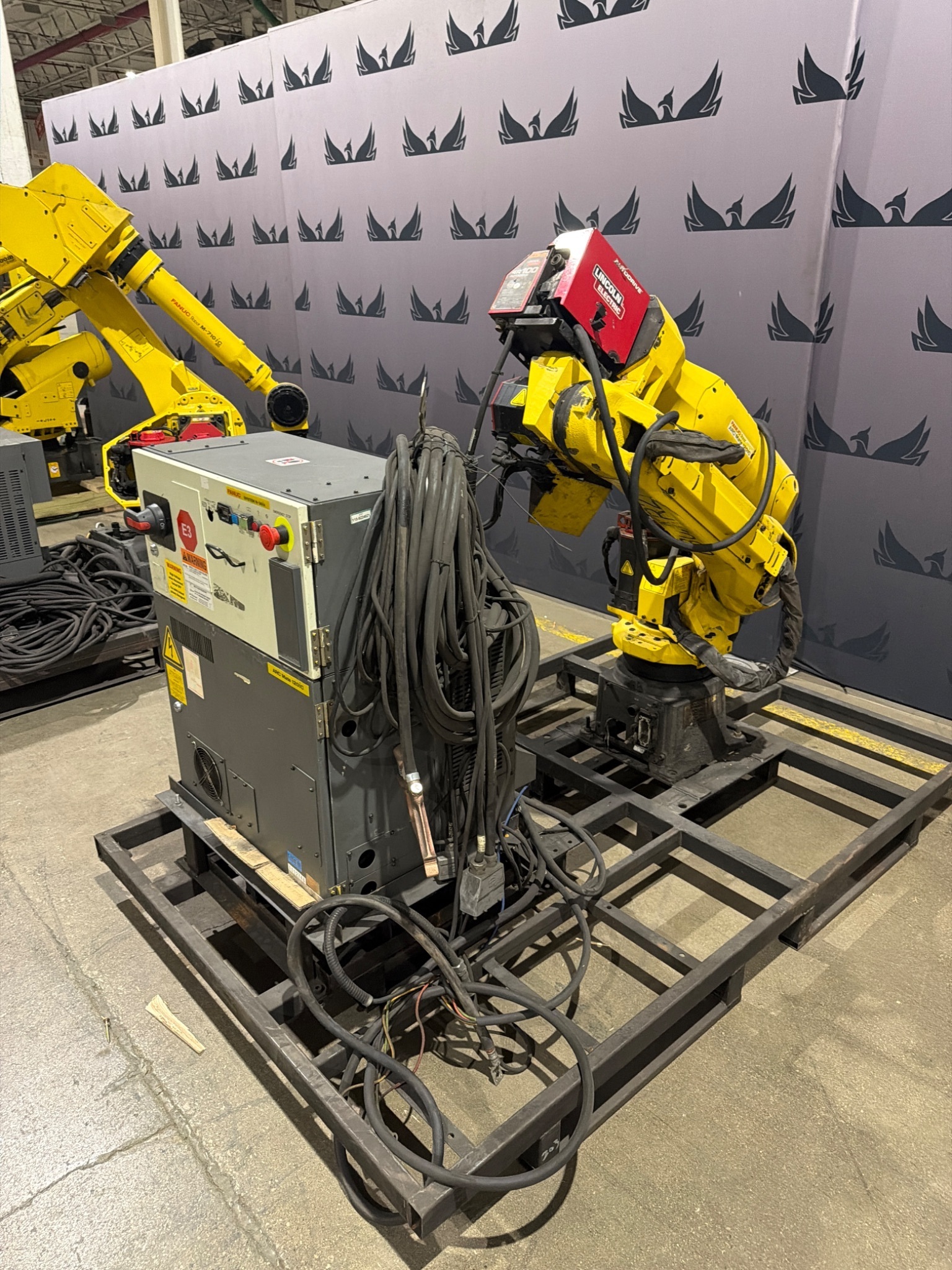 FANUC ArcMate 120iC Robot w/ R-30iA Controller USED 2
