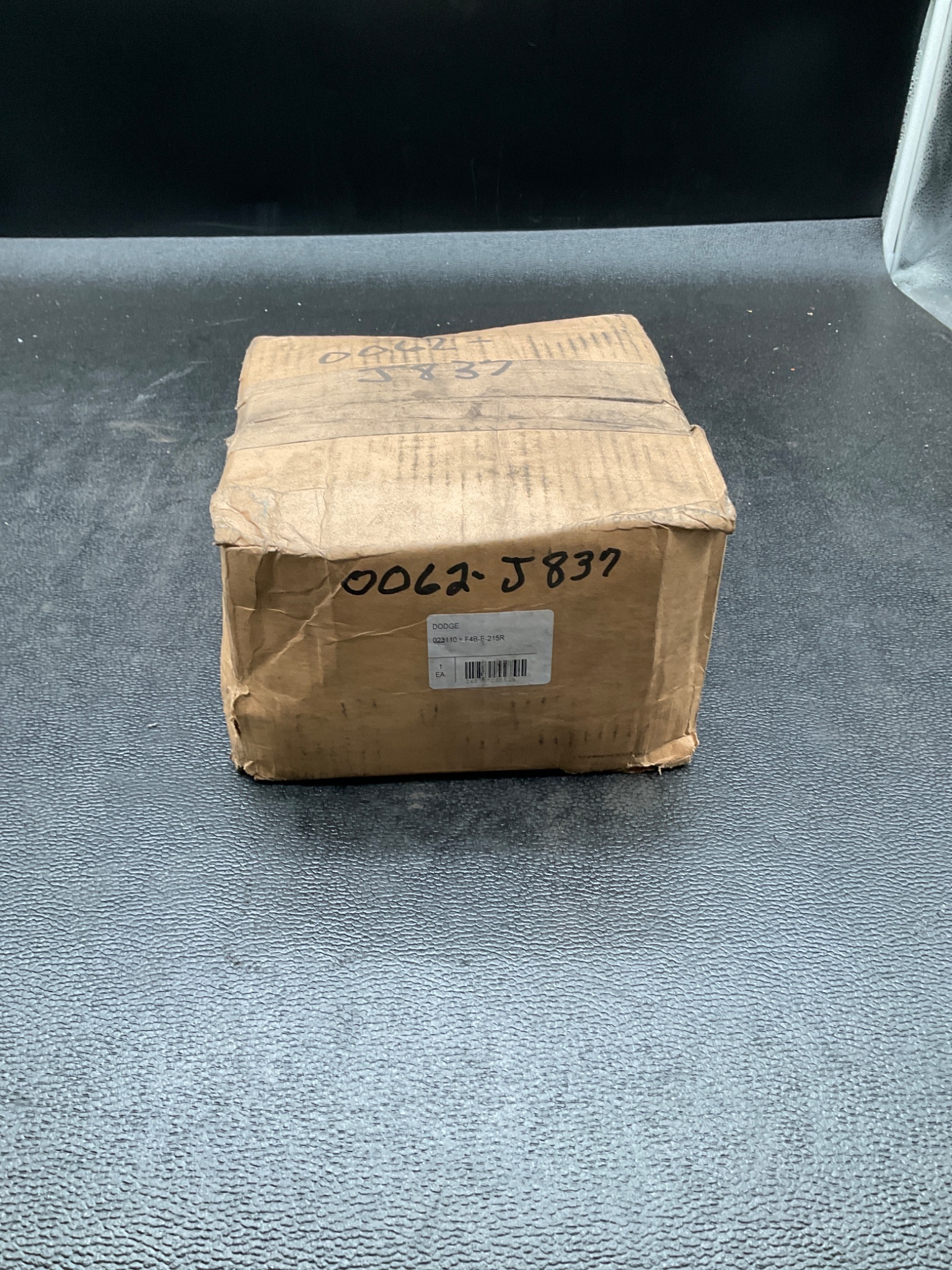 DODGE 023110 F4B‑E‑215R Flange Bearing Unit NEW IN BOX 3