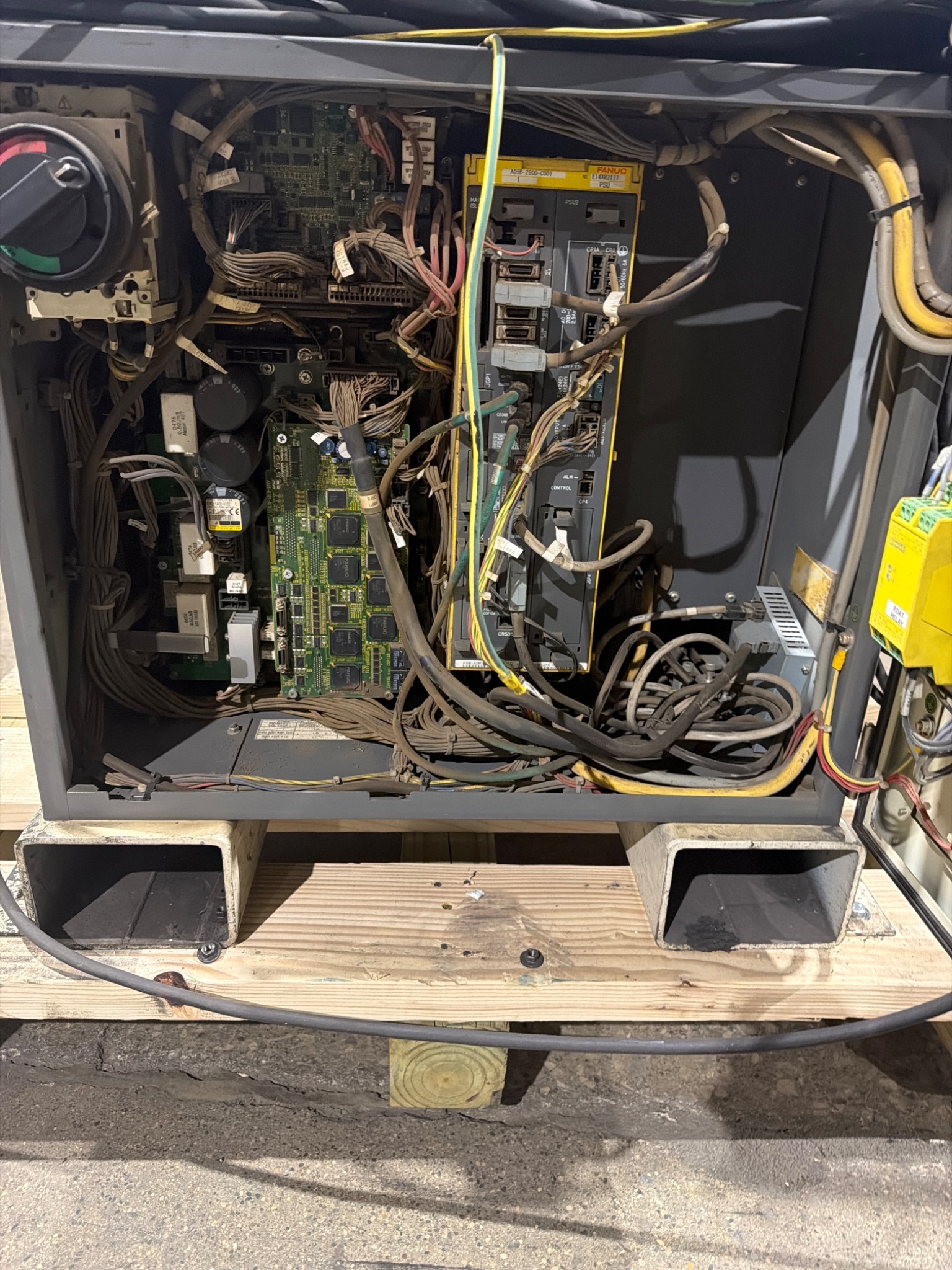 FANUC M-710iC/50 Robot Complete w/ R-30IB Controller USED 5