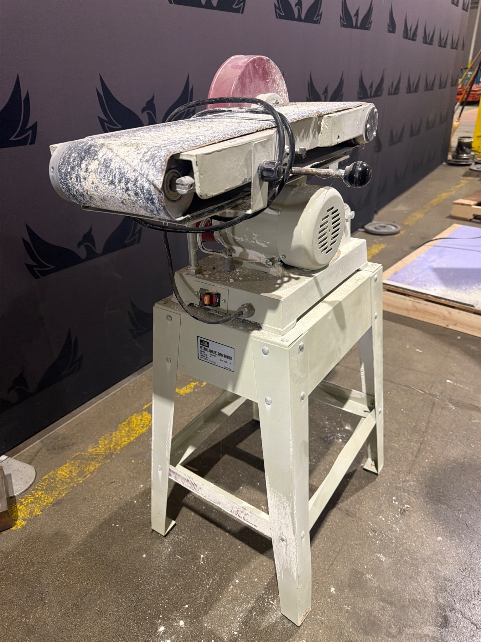 TOOL SHOP 240‑3016 6" Belt / 9" Disc Sander USED 1