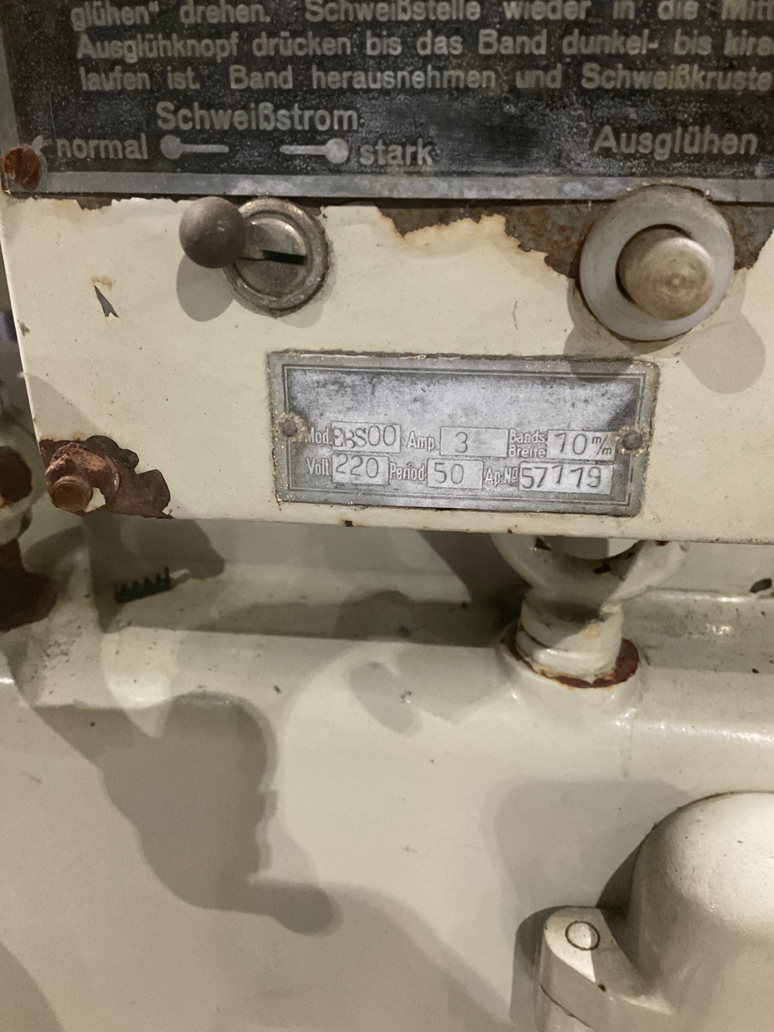 HAHN & KOLB EBS00 Vertical Bandsaw USED 2
