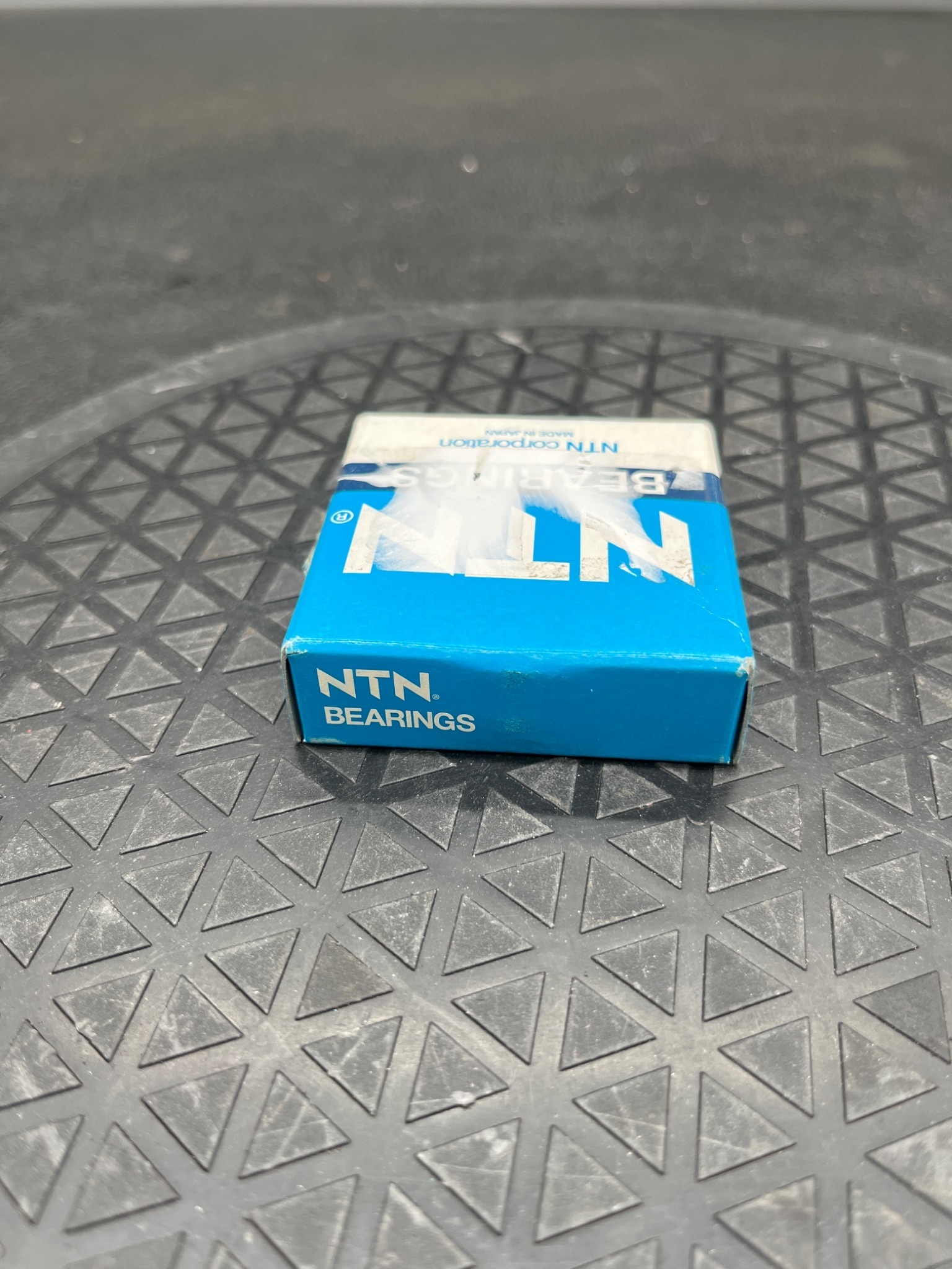 NTN 16006 Deep Groove Ball Bearing NEW 3