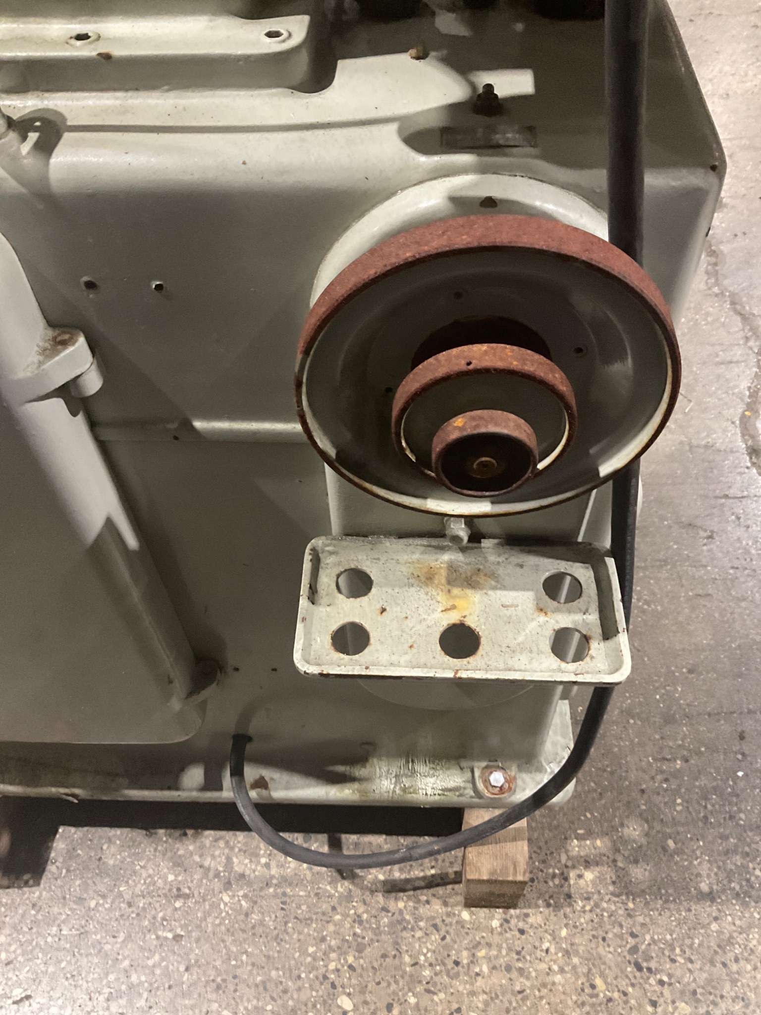 HAHN & KOLB EBS00 Vertical Bandsaw USED 5