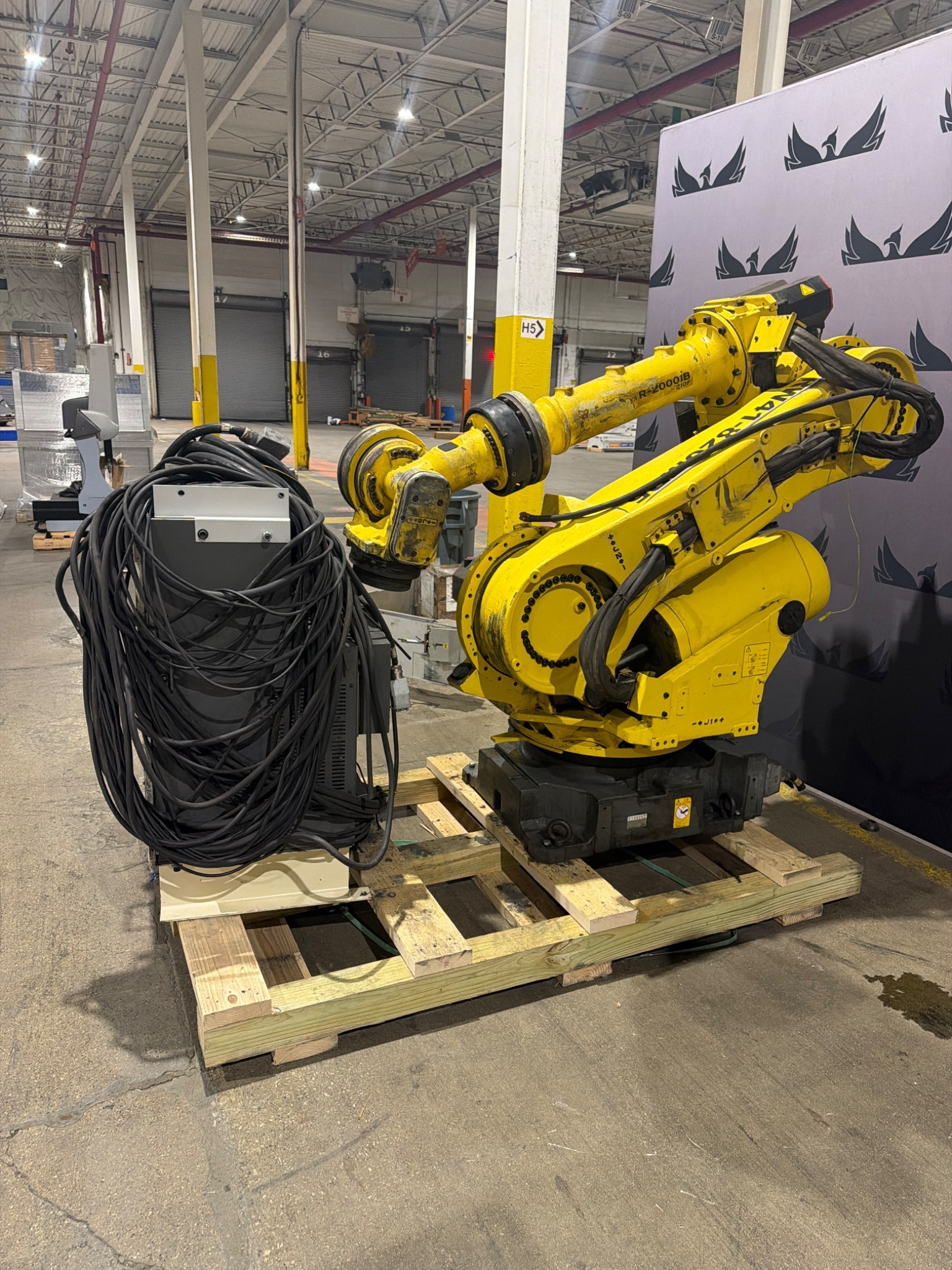 FANUC R-2000iB/210F Complete w/ R-30iB Controls USED 3