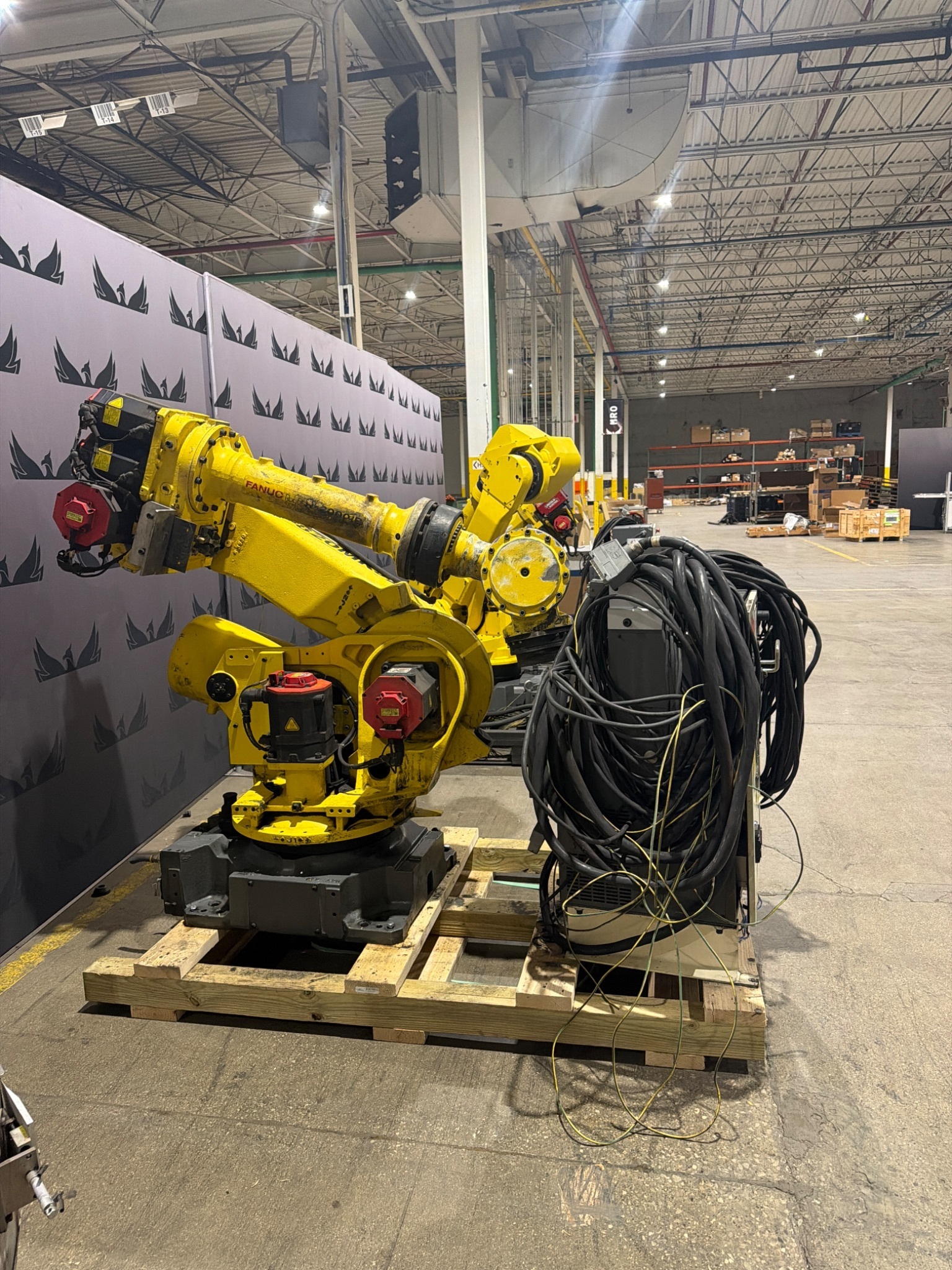 FANUC R-2000iB/210F Complete w/ R-30iB Controls USED 4
