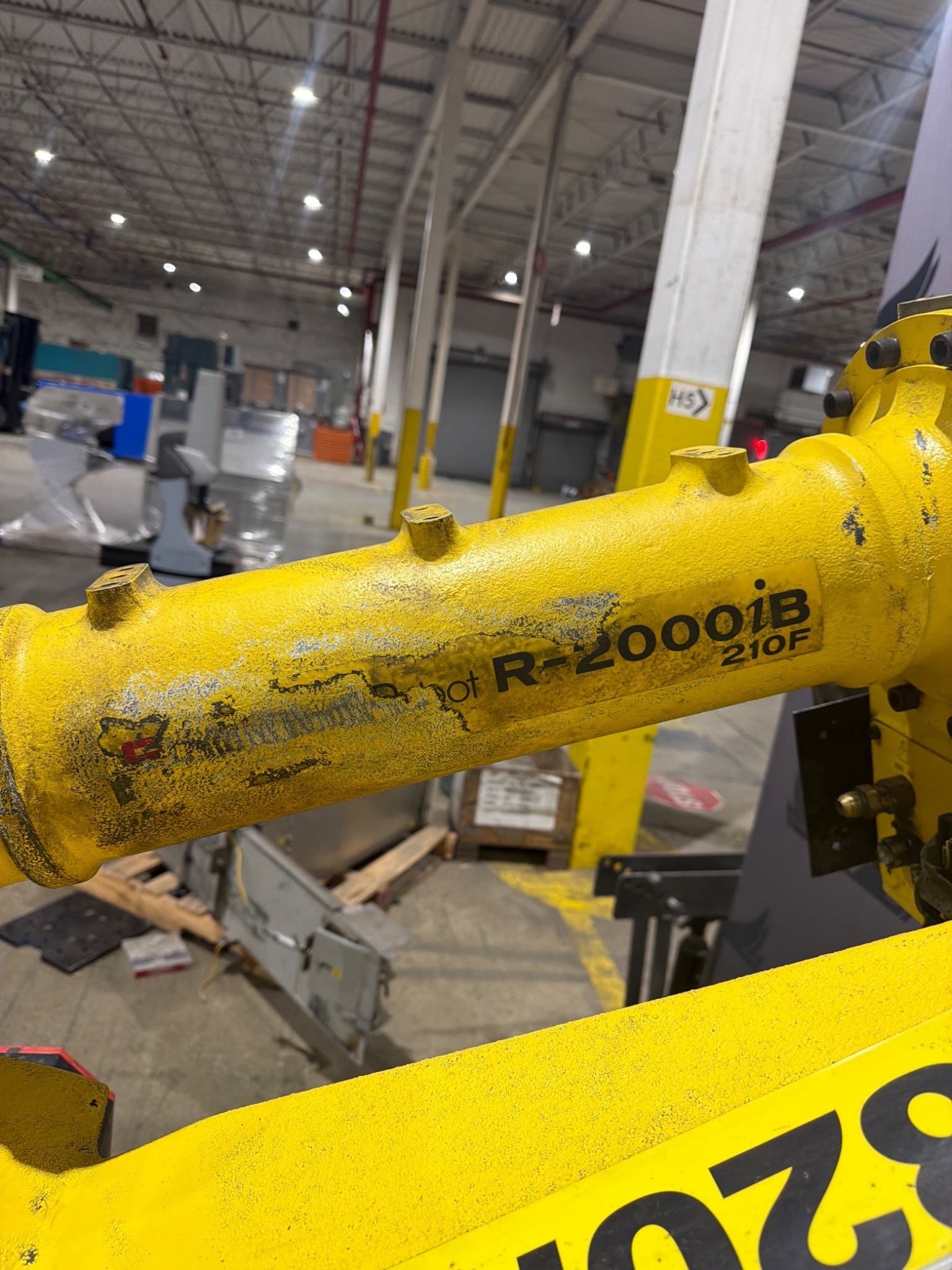 FANUC R-2000iB/210F Complete w/ R-30iB Controls USED 7