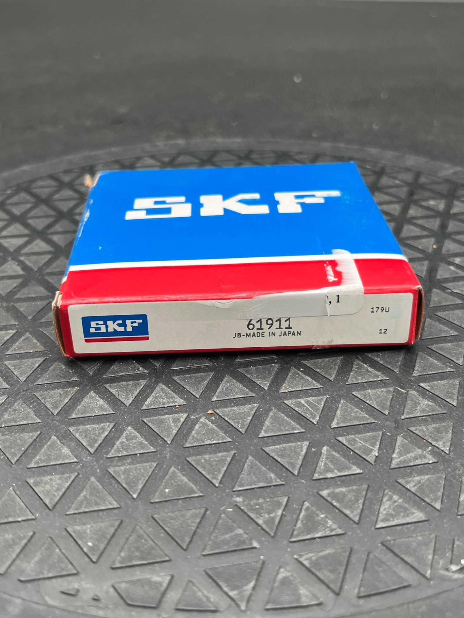SKF 61911 Deep Groove Ball Bearing NEW 1
