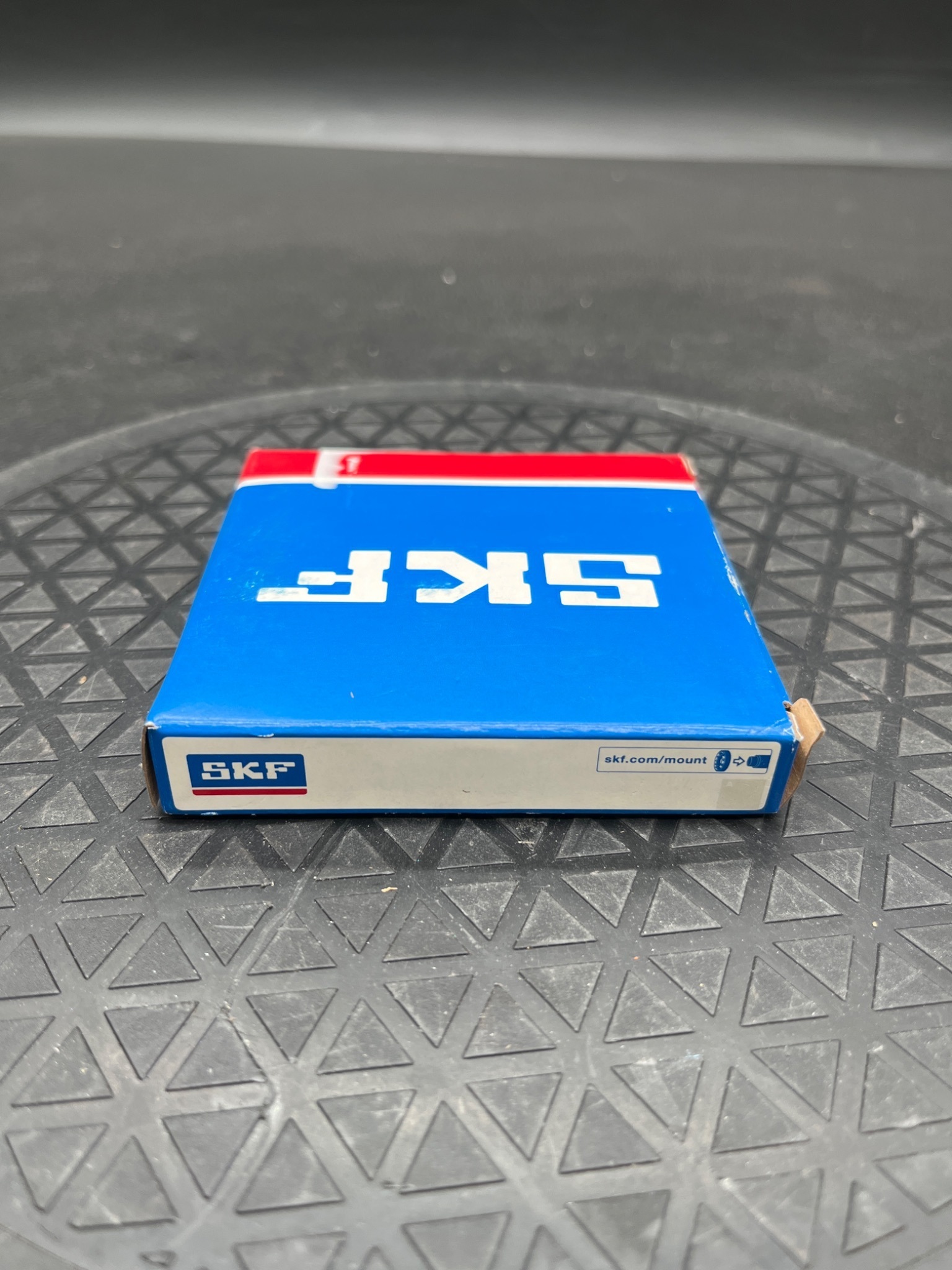SKF 61911 Deep Groove Ball Bearing NEW 3