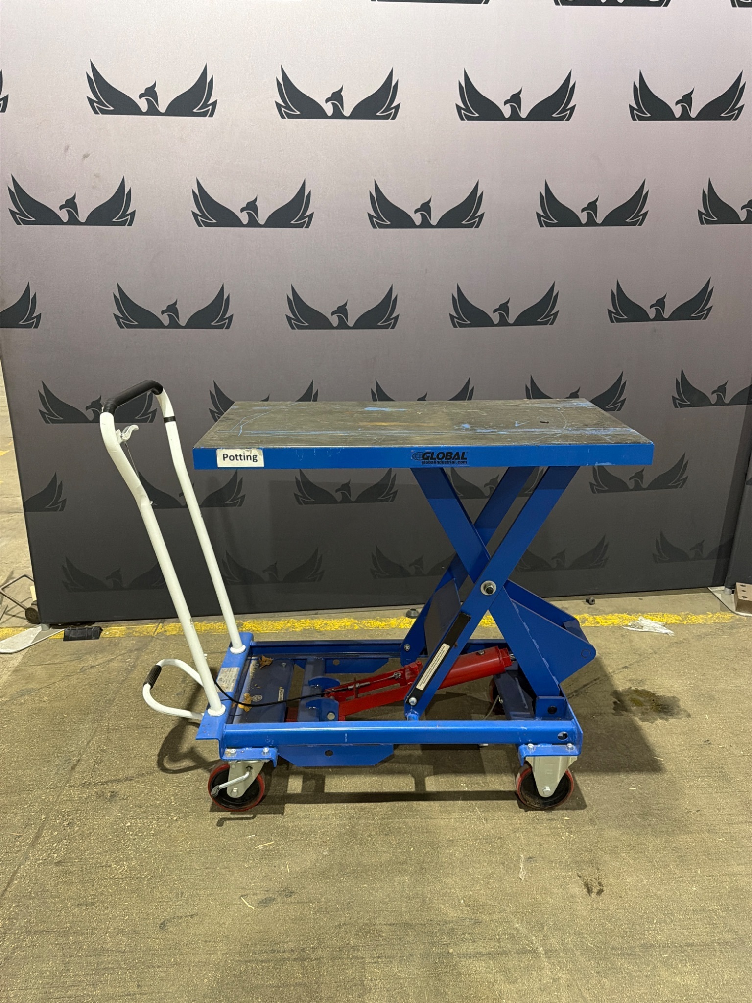 GLOBAL BS75 Hydraulic Scissor Lift Table 750 kg Capacity USED 5