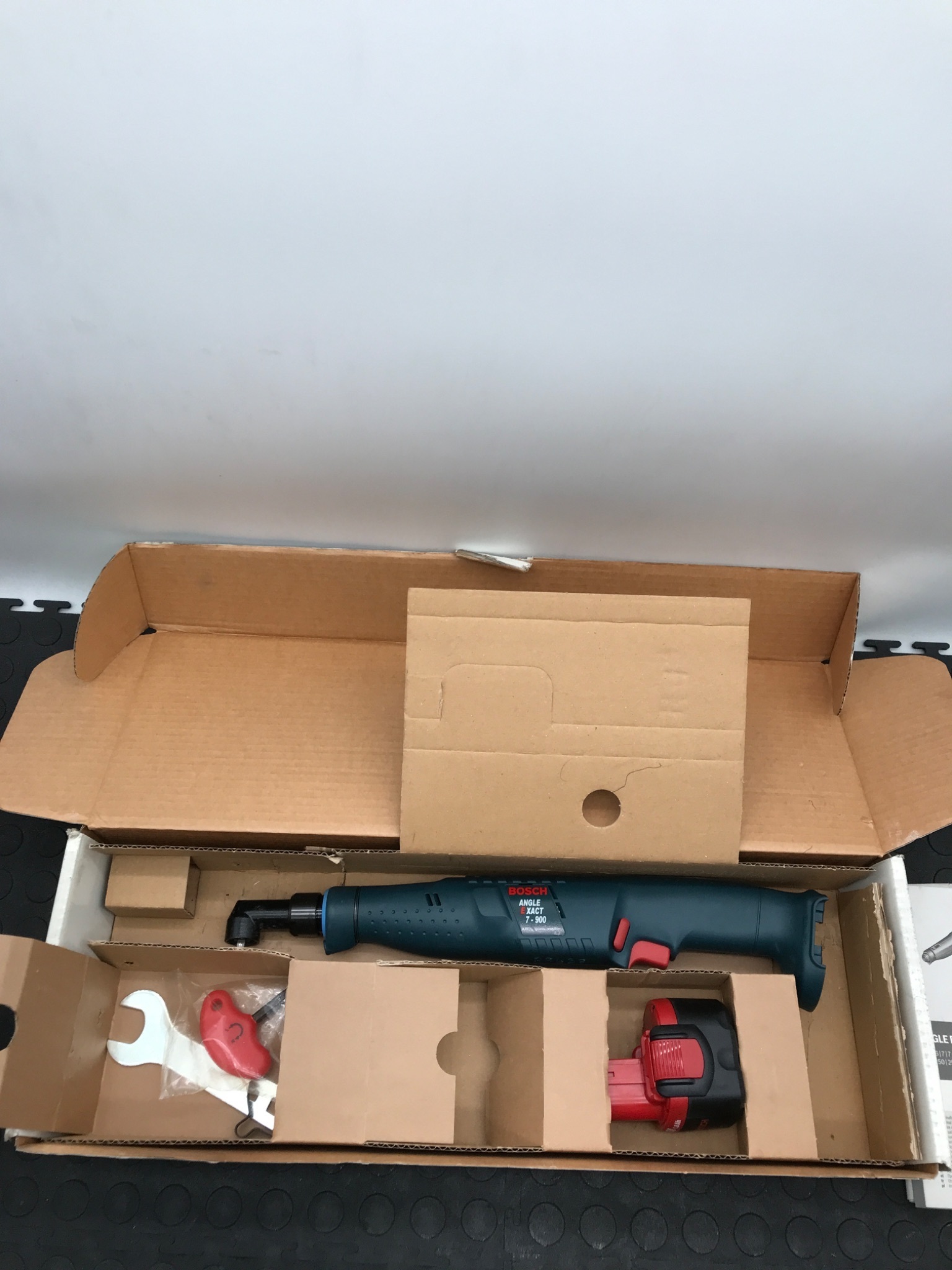 BOSCH 0 602 492 611 Angle Exact 7‑900 Cordless Angle Nutrunner NEW 2