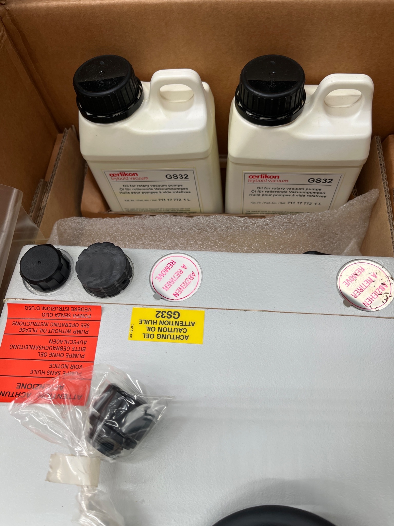 LEYBOLD SOGEVAC SV25 Rotary Vane Vacuum Pump 10903 NEW 4