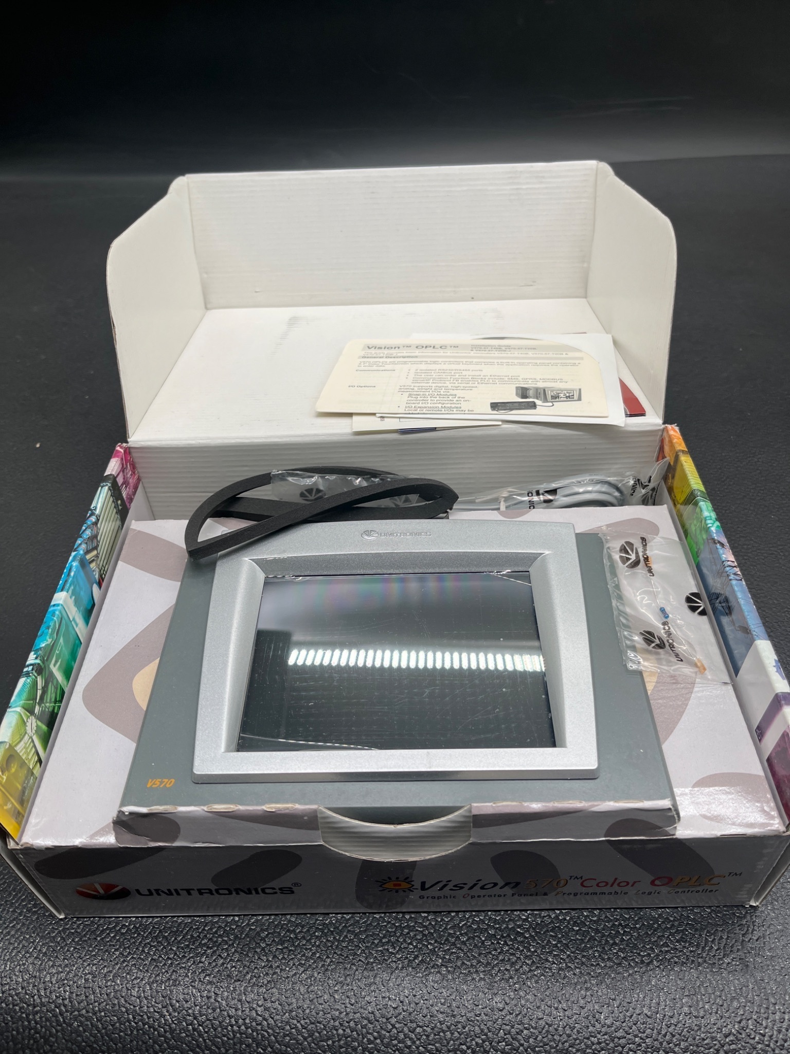 UNITRONICS V570‑57‑T40B Vision 570 Color OPLC NEW 3