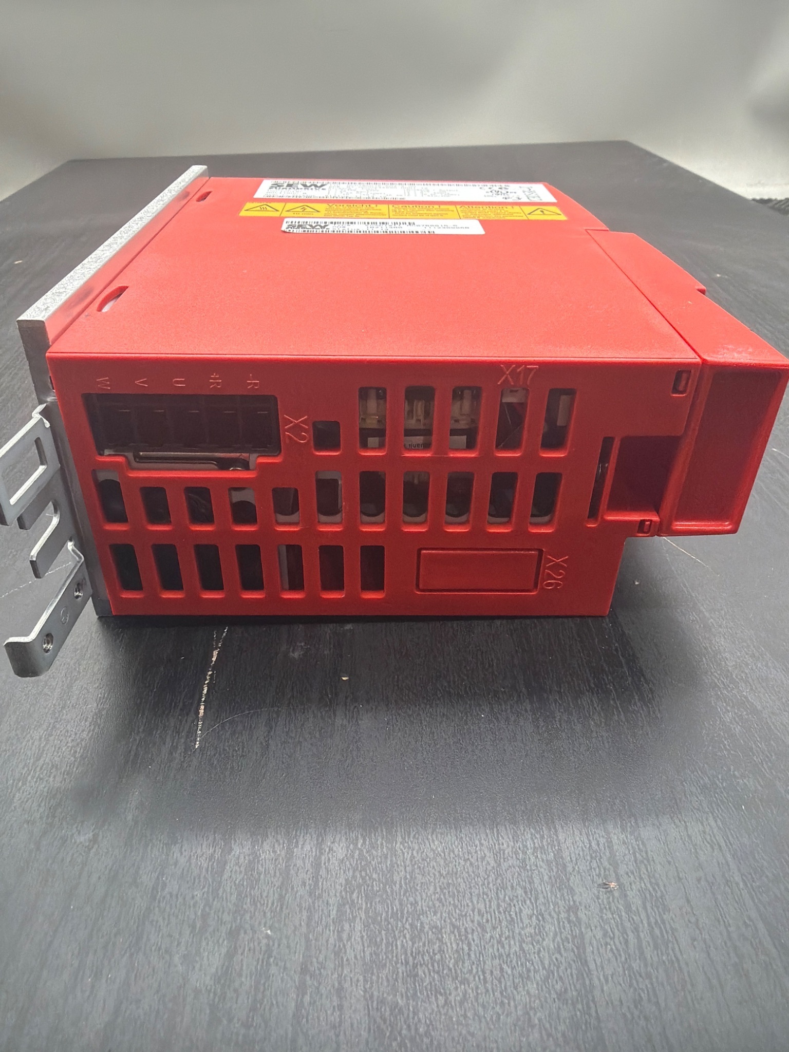 SEW‑EURODRIVE MC07B0015‑5A3‑4‑00 MOVITRAC® B AC Drive NEW 4