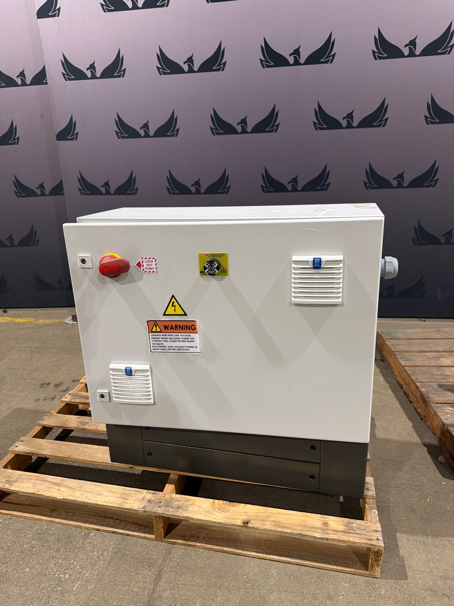 RITTAL AE1055.500 Industrial Control Panel Enclosure USED 0
