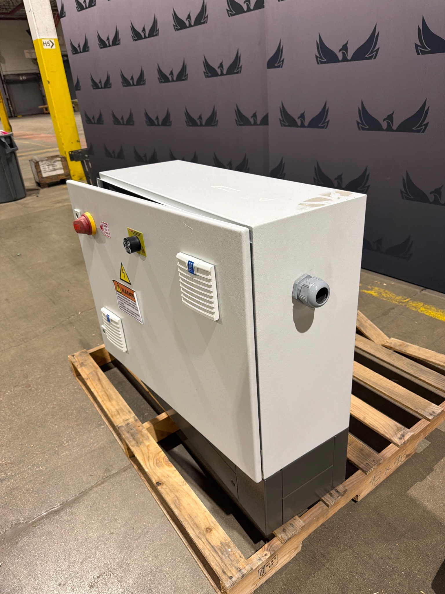 RITTAL AE1055.500 Industrial Control Panel Enclosure USED 1