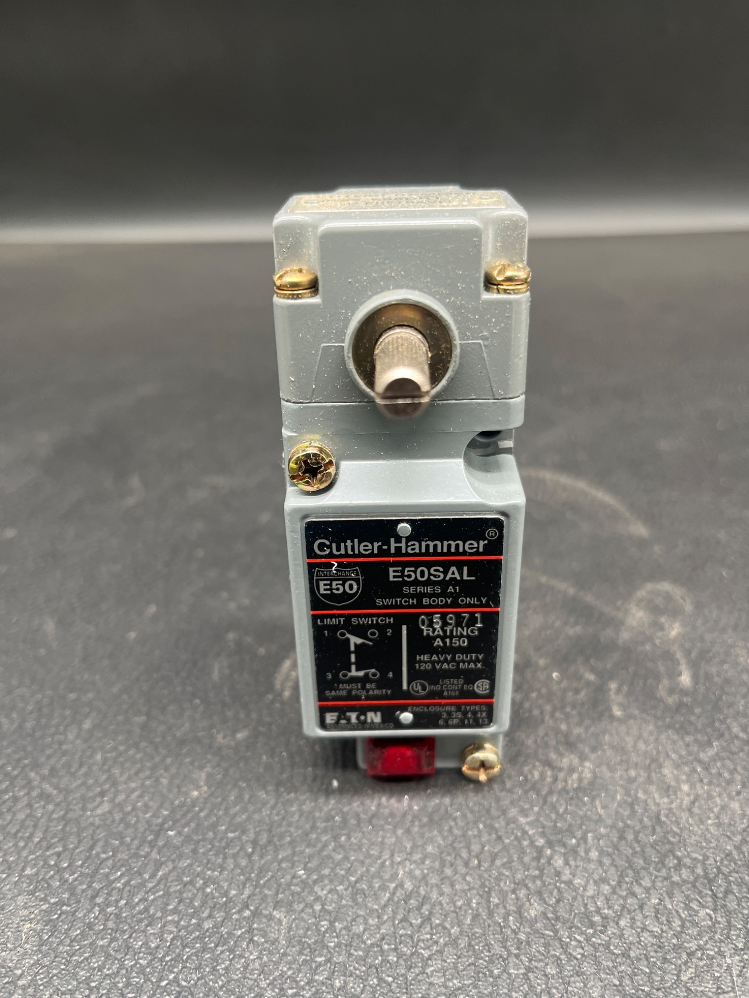 CUTLER‑HAMMER E50SAL Limit Switch Series A1 NEW IN BOX 1