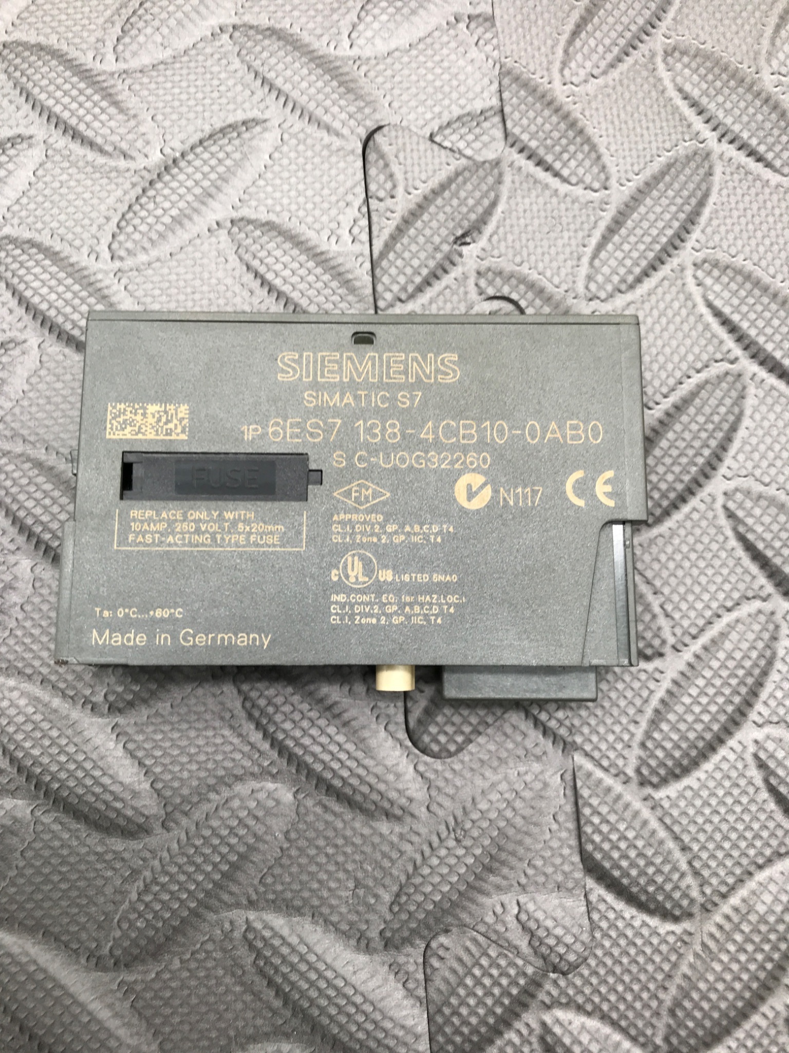 SIEMENS 6ES7 138-4CB10-0AB0 Power Module PM-E For ET 200S USED 1