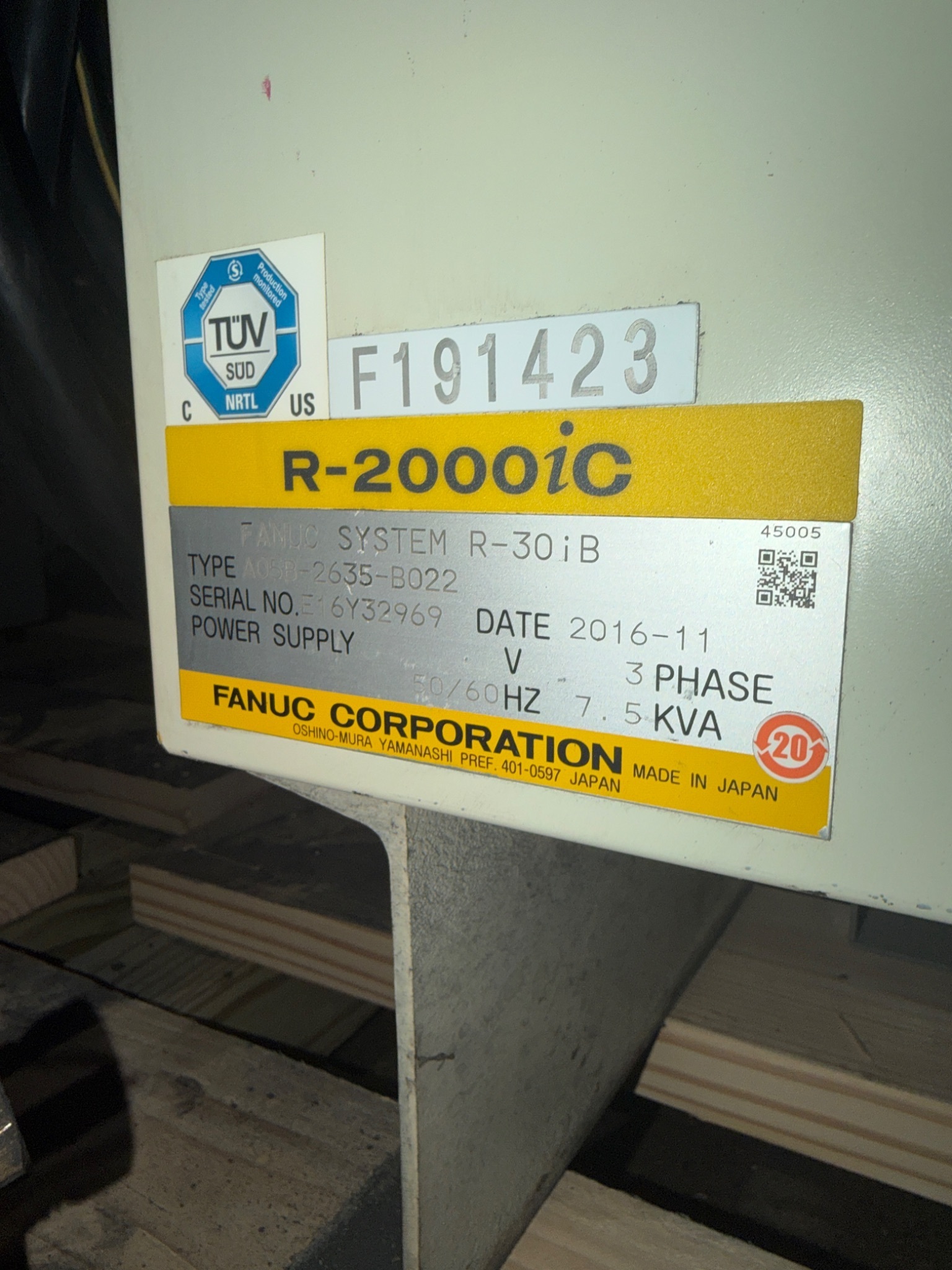 FANUC R-2000iC/210F Complete w/ R-30iB Controls USED 11