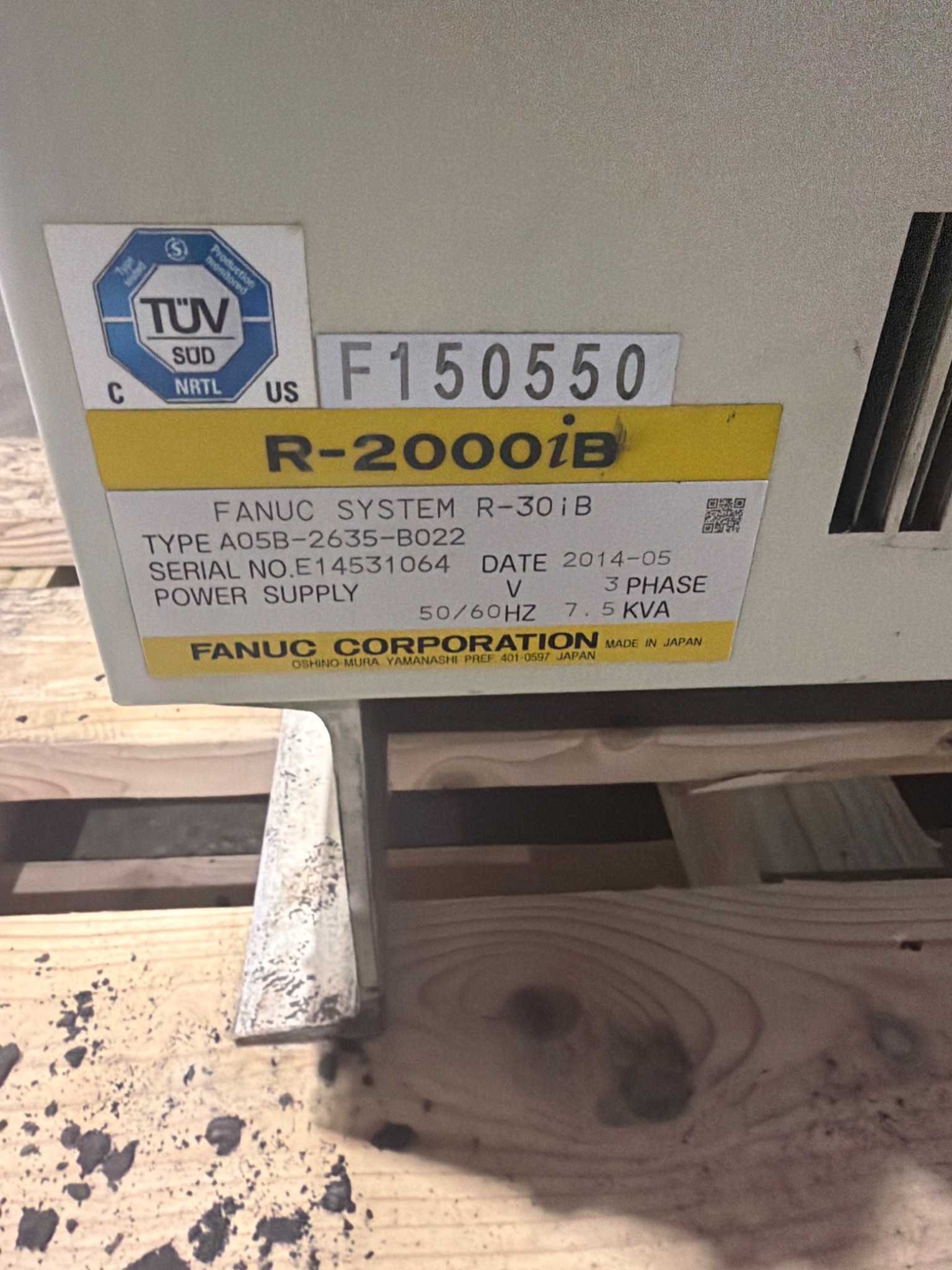 FANUC R-2000iB/210F Complete w/ R-30iB Controls USED 7