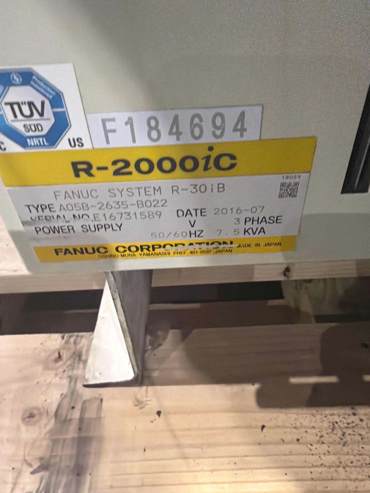 FANUC R-2000iB/210F Complete w/ R-30iB Controls USED 4