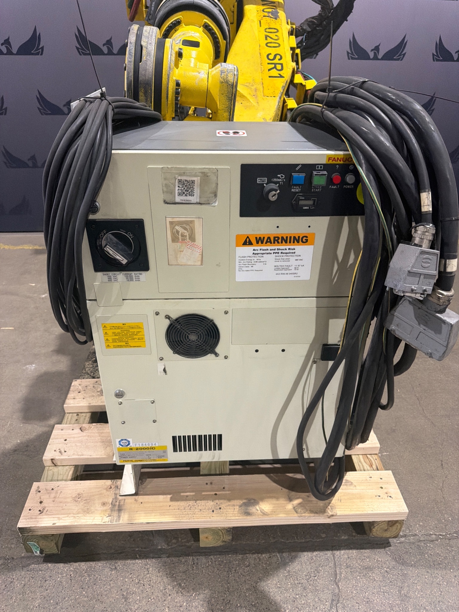 FANUC R-2000iB/210F Complete w/ R-30iB Controls USED 6