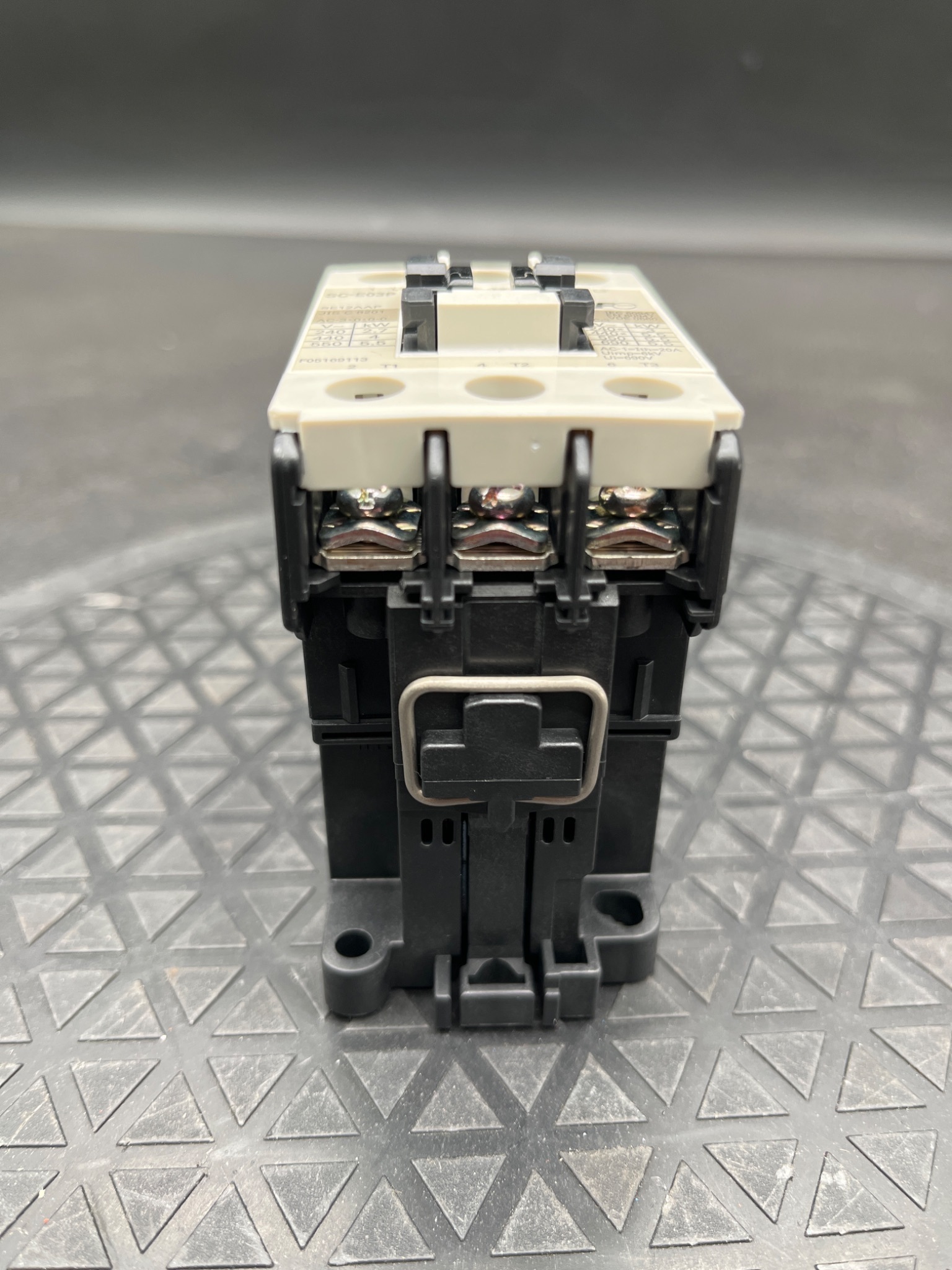 FUJI ELECTRIC SC‑E03P Magnetic Contactor NEW 1