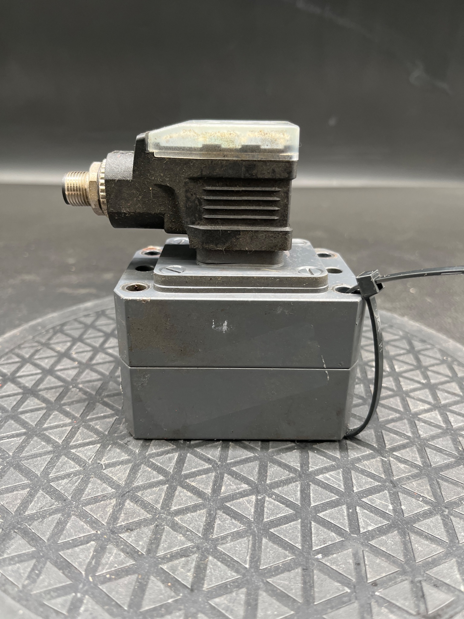 KRACHT P.0239480001 VC 0,1 F1 PS/71 Gear Flow Meter USED 1