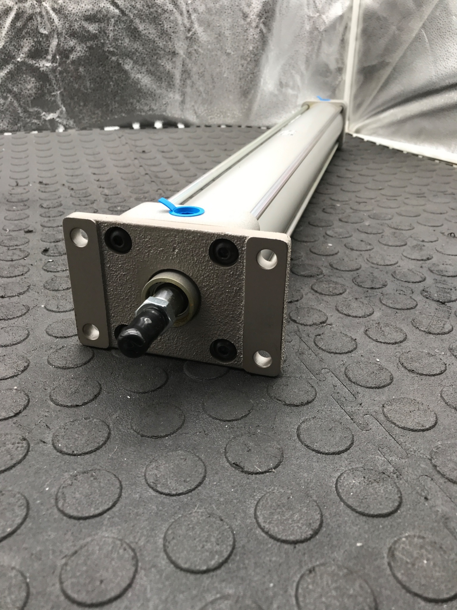 SMC NCA1F250‑2400 Heavy‑Duty Pneumatic Cylinder NEW 2