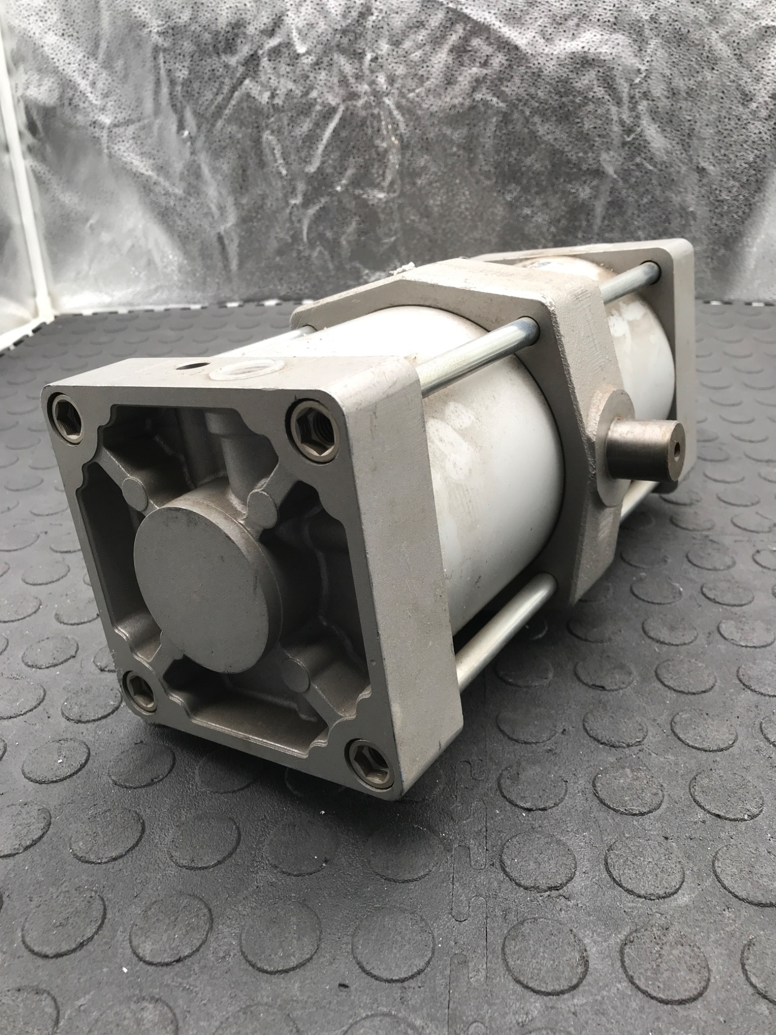 SMC MDBT125‑200‑P4DW‑219 Pneumatic Cylinder USED 5