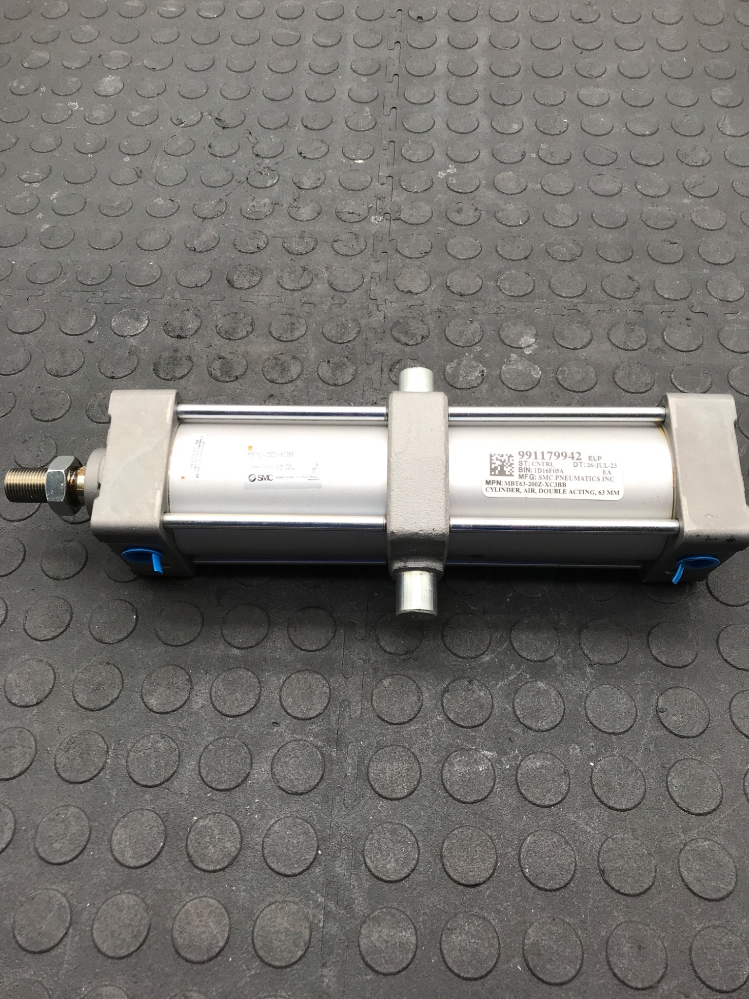 SMC MBT63‑200Z‑XC3BB Pneumatic Cylinder NEW 0