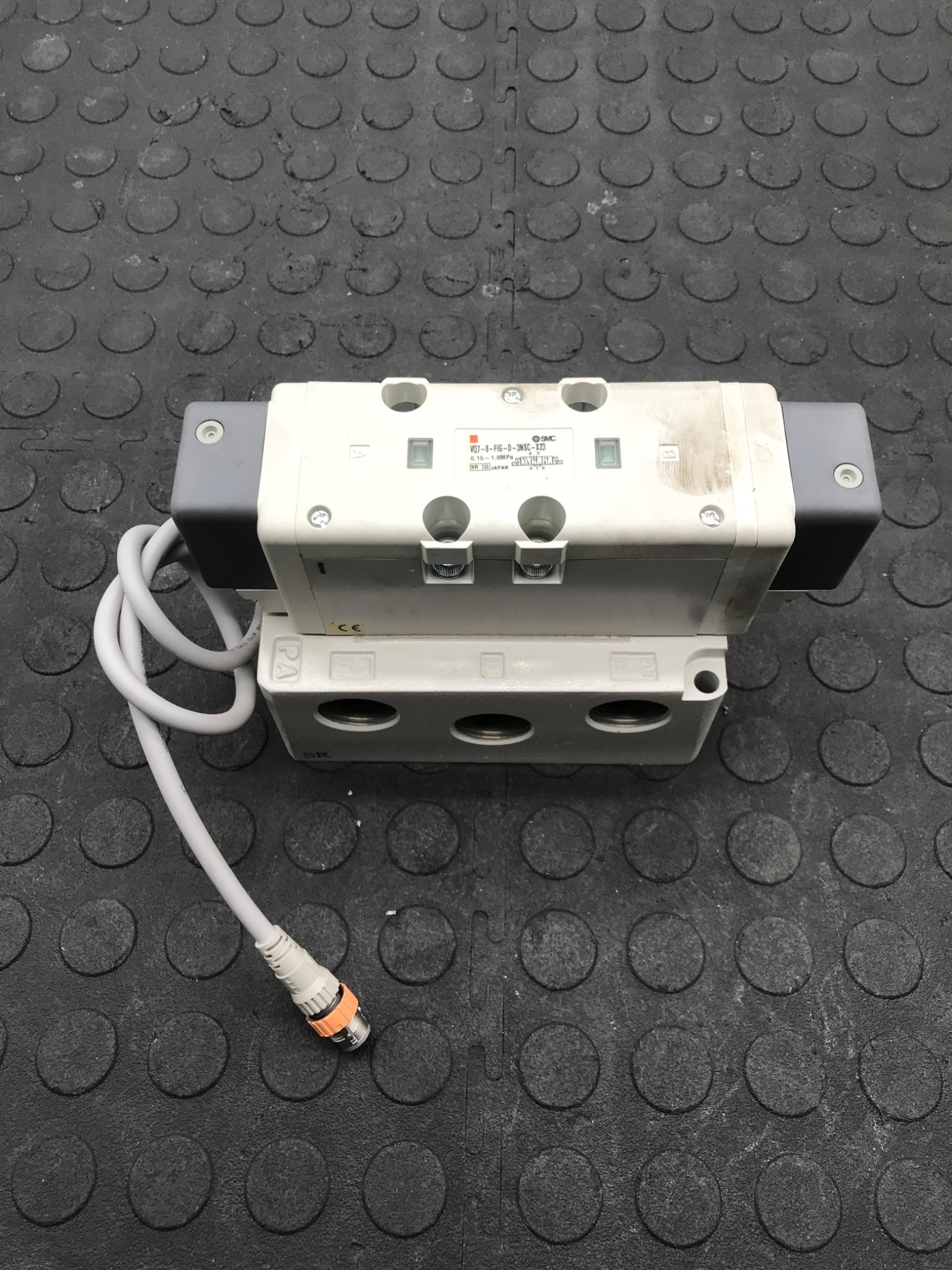 SMC VQ7‑8‑FIG‑D‑3NSC‑X23 Pneumatic Solenoid Valve USED 0