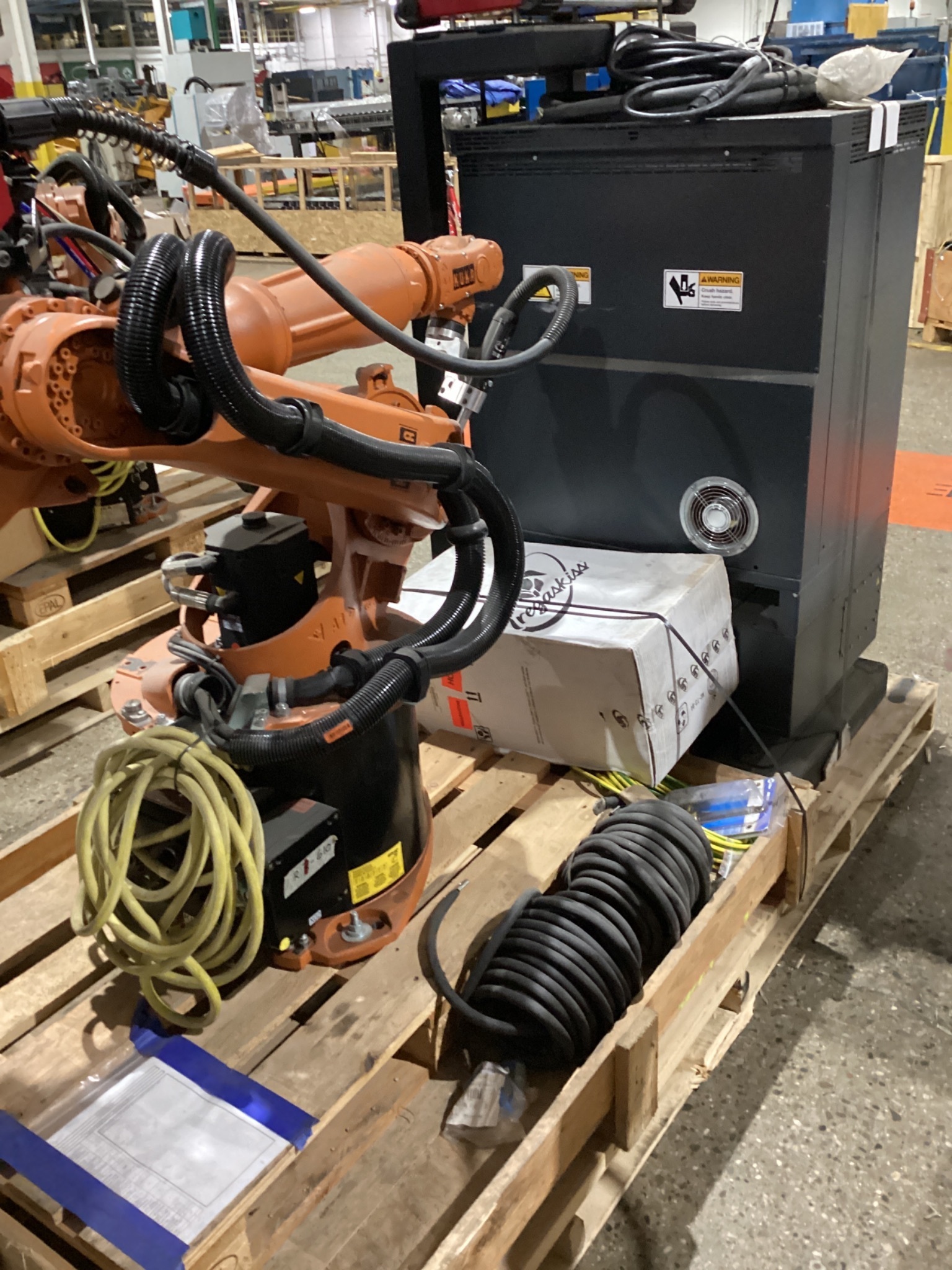 KUKA KR16 L6-2 w/ KR C4 Controls Lincoln R550 Weld Package & TT3A Reamer NEW 0