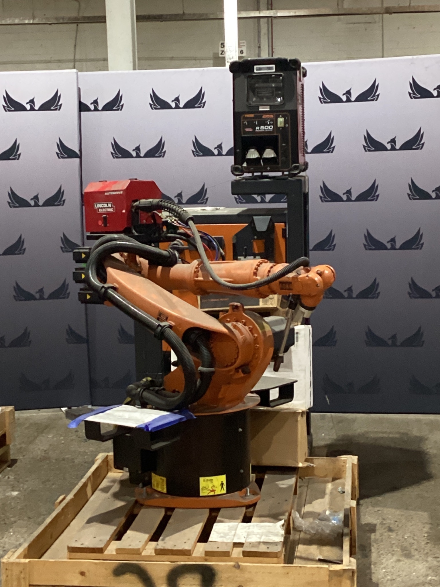 KUKA KR16 L6-2 w/ KR C4 Controls Lincoln R550 Weld Package & TT3A Reamer NEW 0