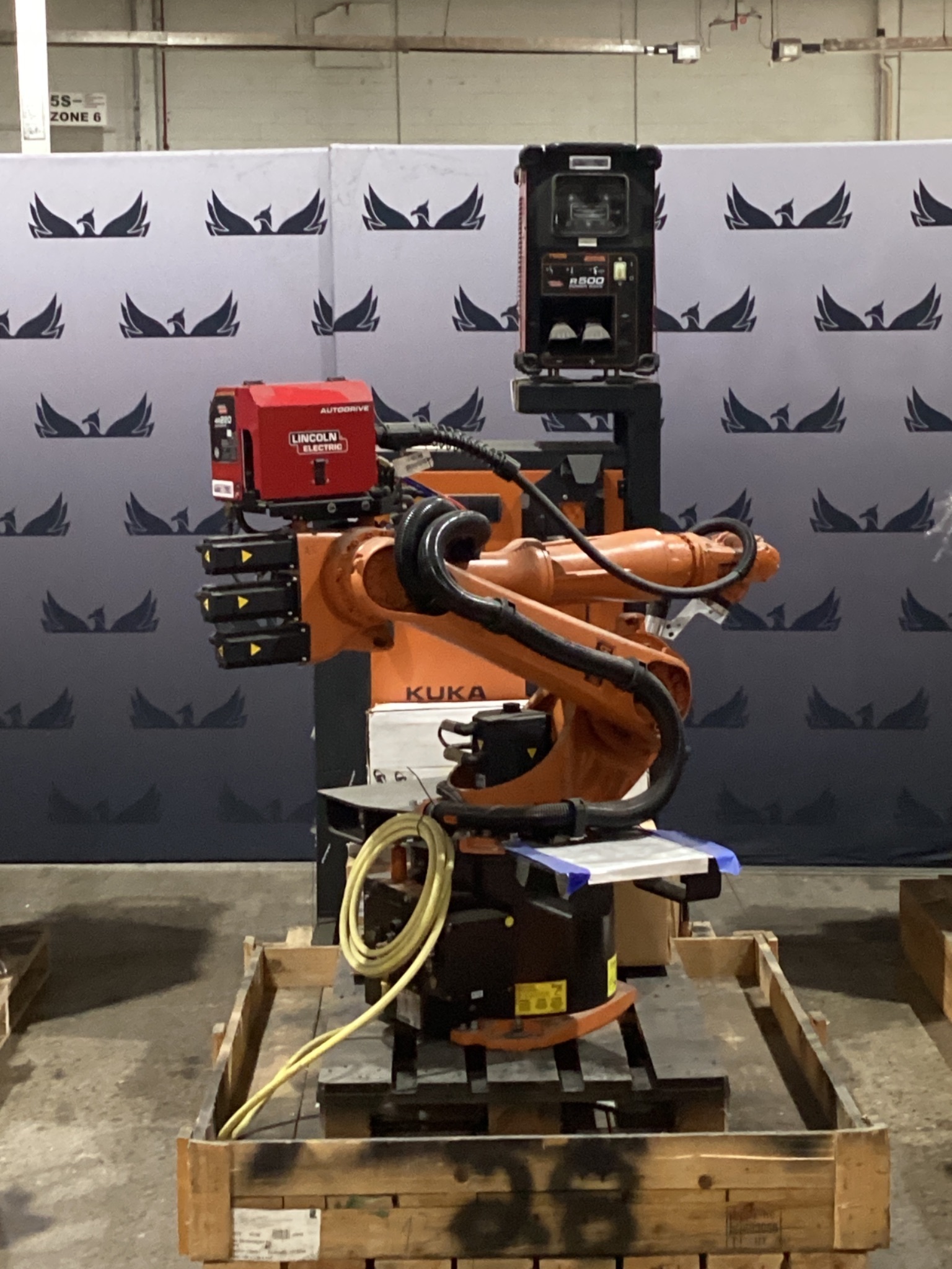 KUKA KR16 L6-2 w/ KR C4 Controls Lincoln R550 Weld Package & TT3A Reamer NEW 0