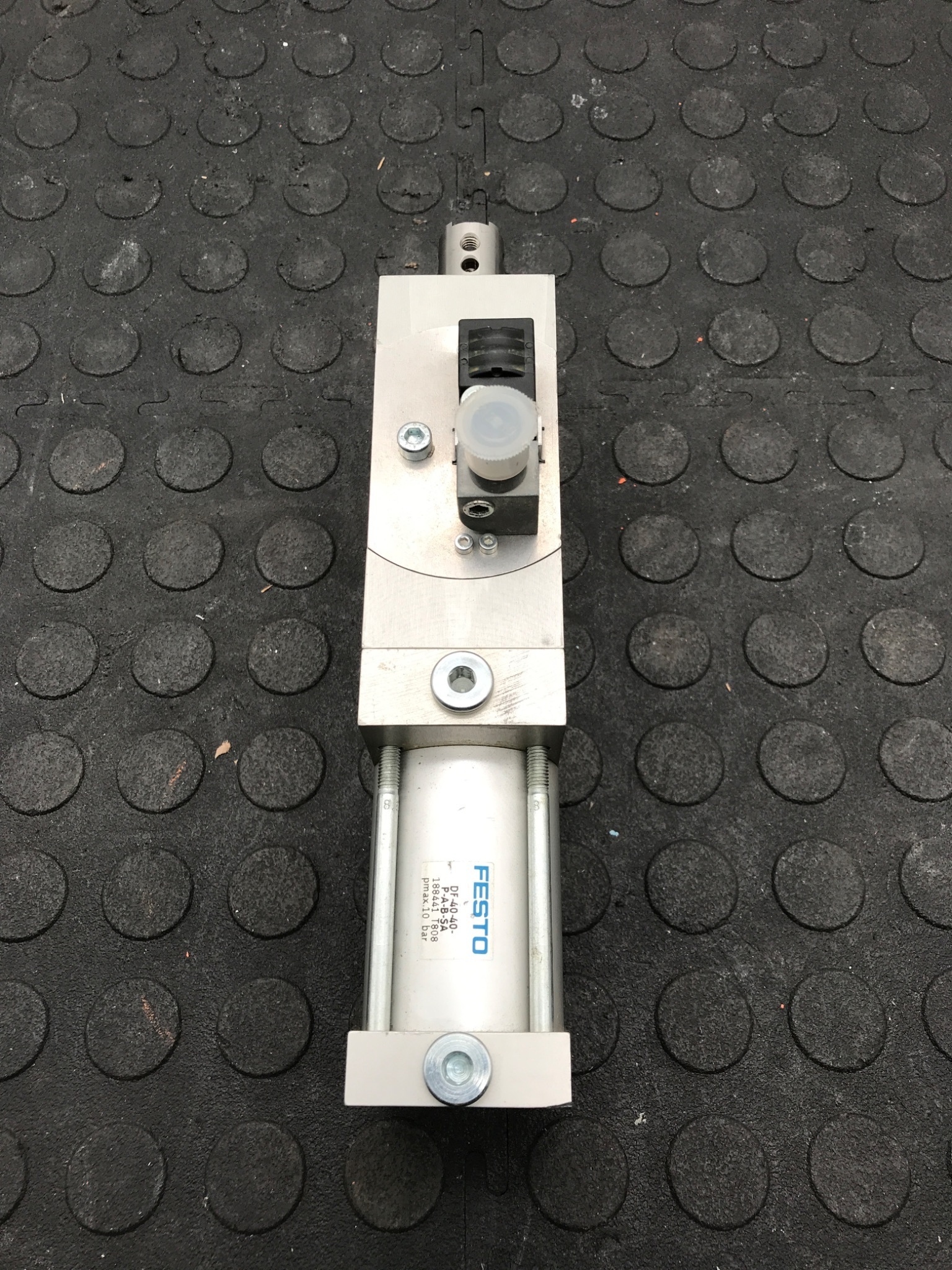 FESTO DF‑40‑40‑P‑A‑B‑SA Guided Pneumatic Cylinder USED 1