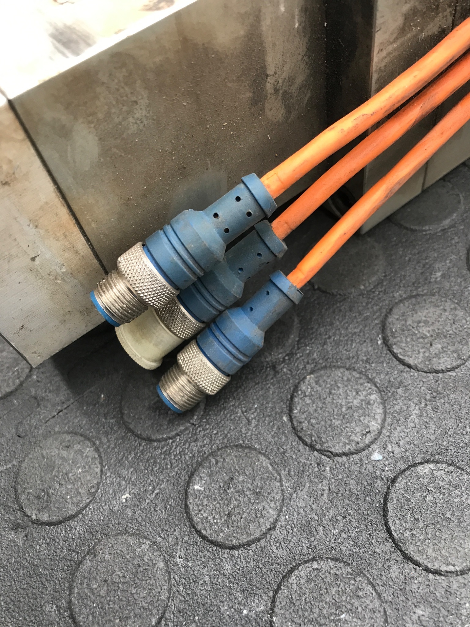 TÜNKERS SZ 50 UZV T31 0 0 Pneumatic Swing Clamp USED 1