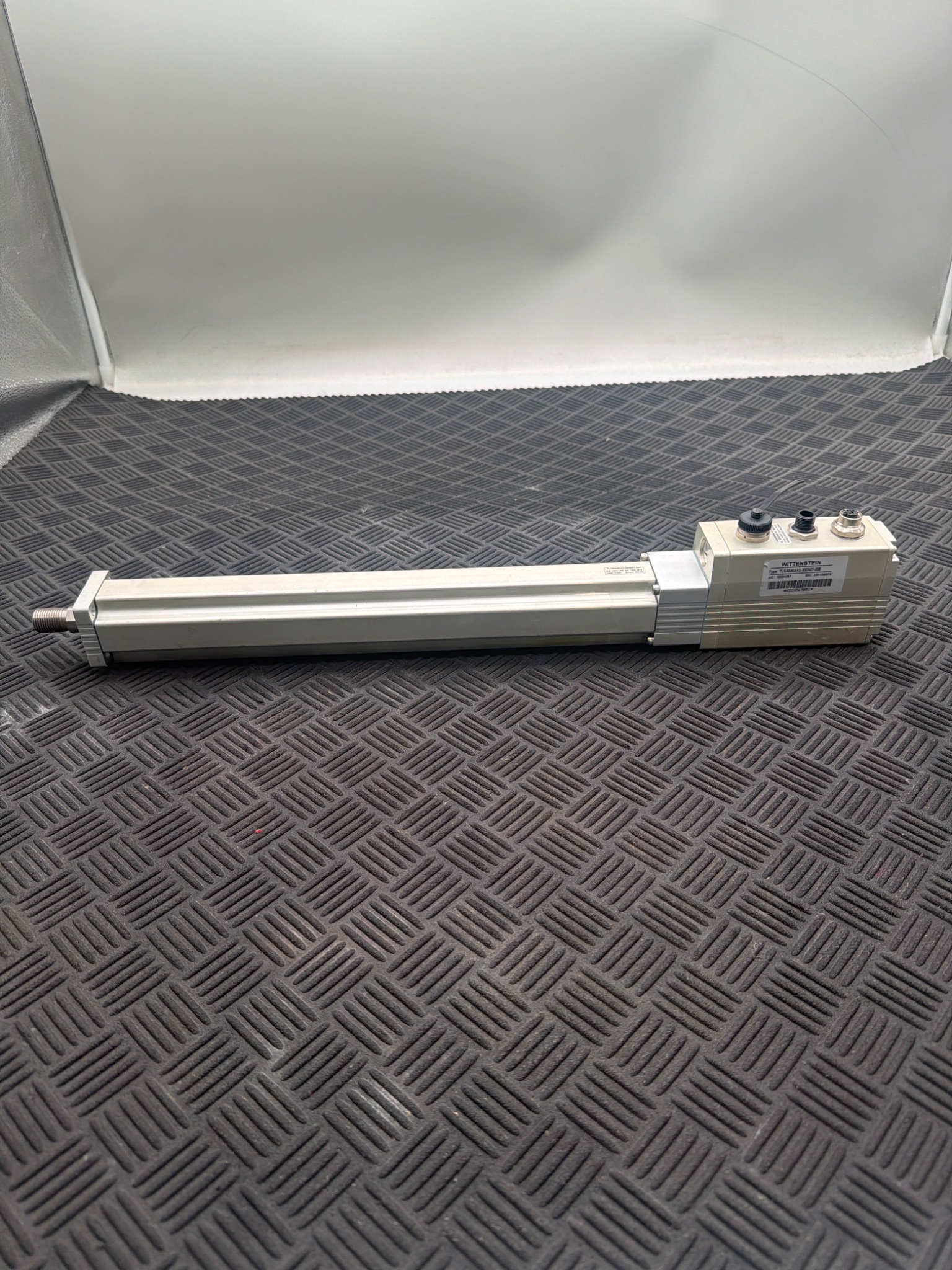 WITTENSTEIN TLSA046AAU‑330N01‑008 Linear Servo Actuator USED 0