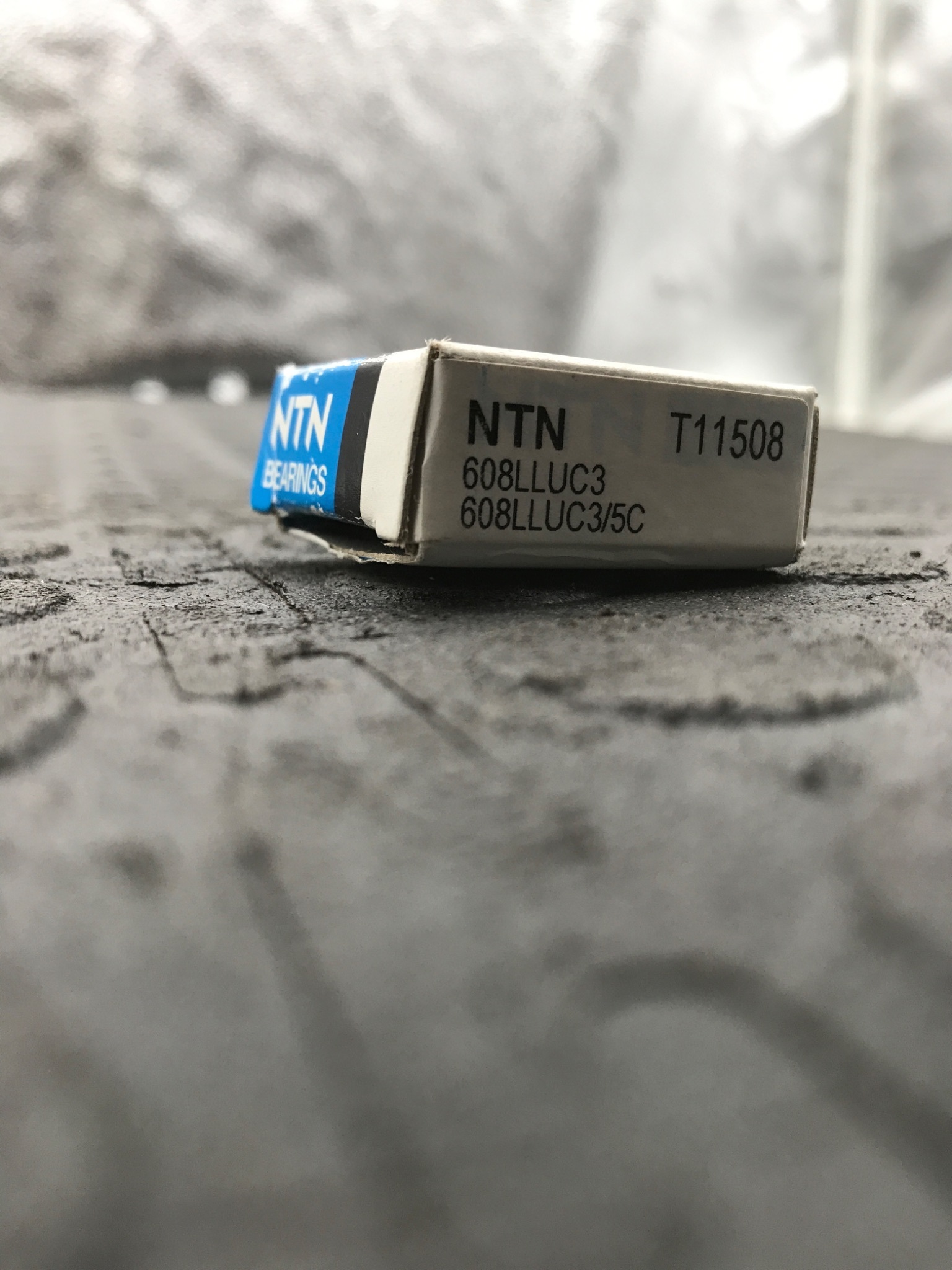 NTN 608LLUC3/EM Deep Groove Ball Bearing Rubber Sealed C3 NEW 1