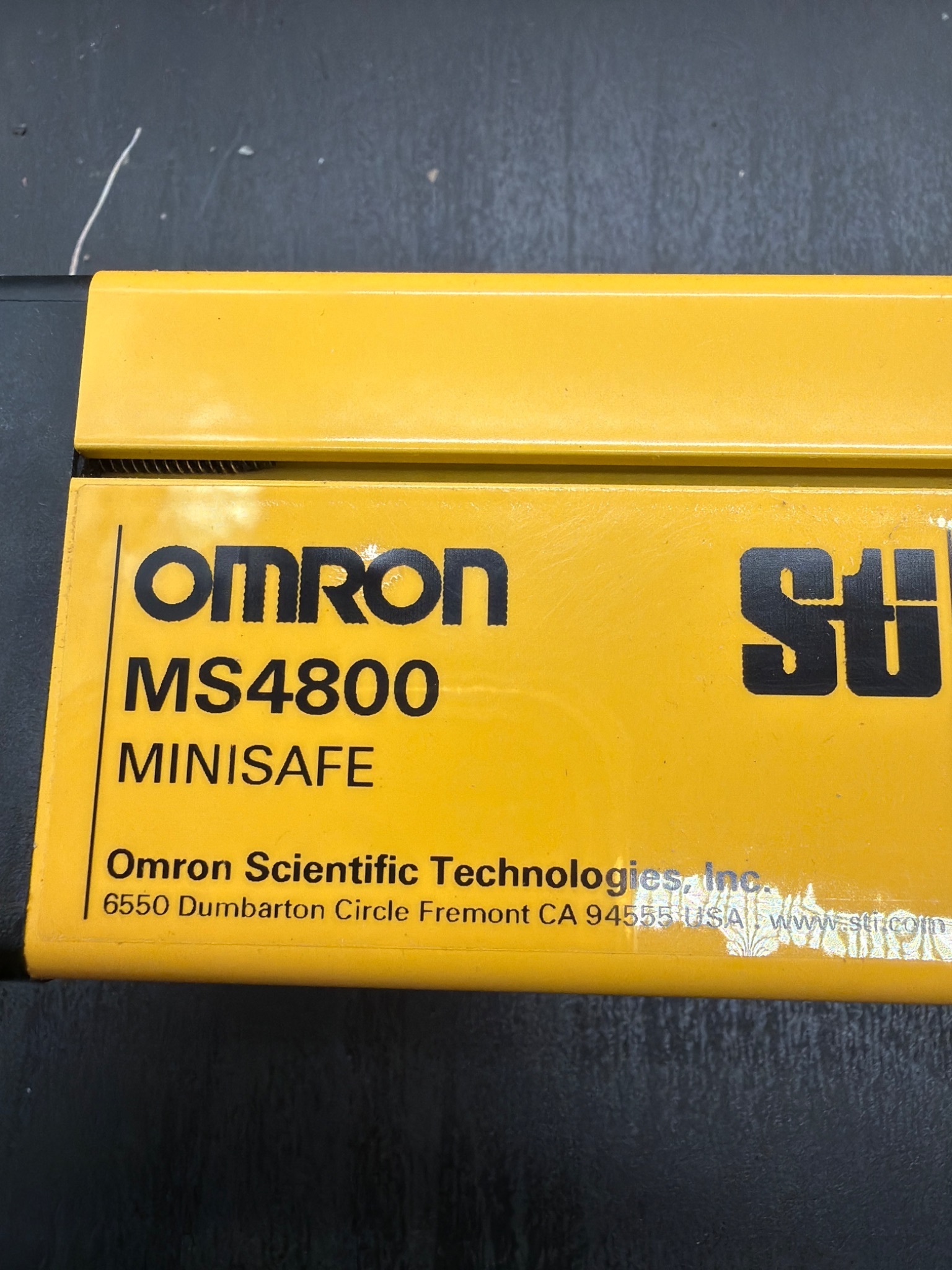 OMRON MS4800B-30-0720-X Minisafe Safety Light Curtain USED 3