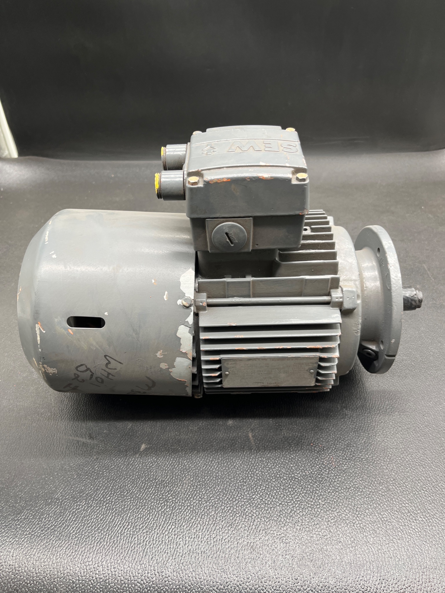 SEW‑EURODRIVE HK60 DT90S4/BMG/TF/IS Gearmotor with Brake USED 3