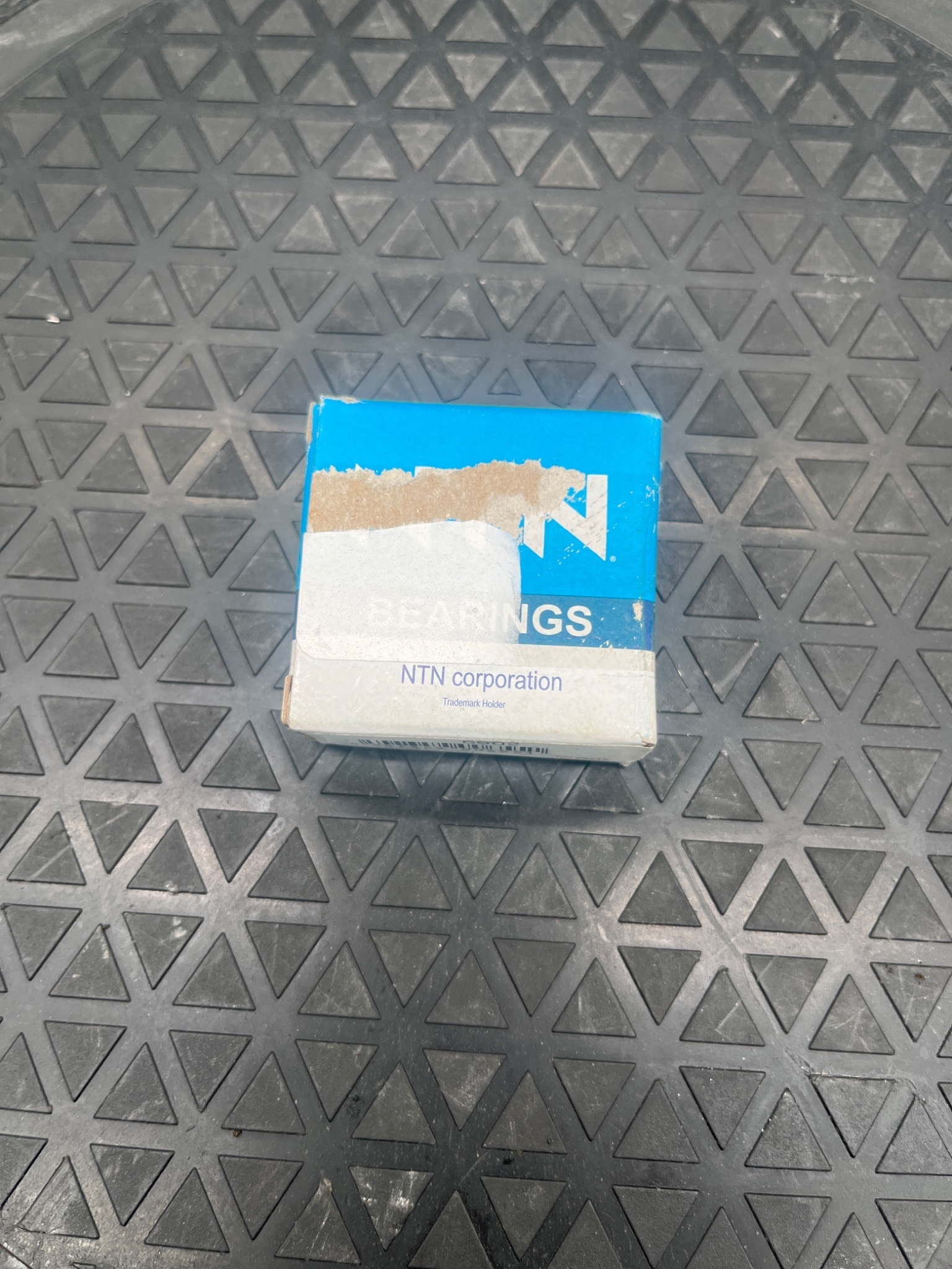 NTN 6902 Deep Groove Ball Bearing NEW 0