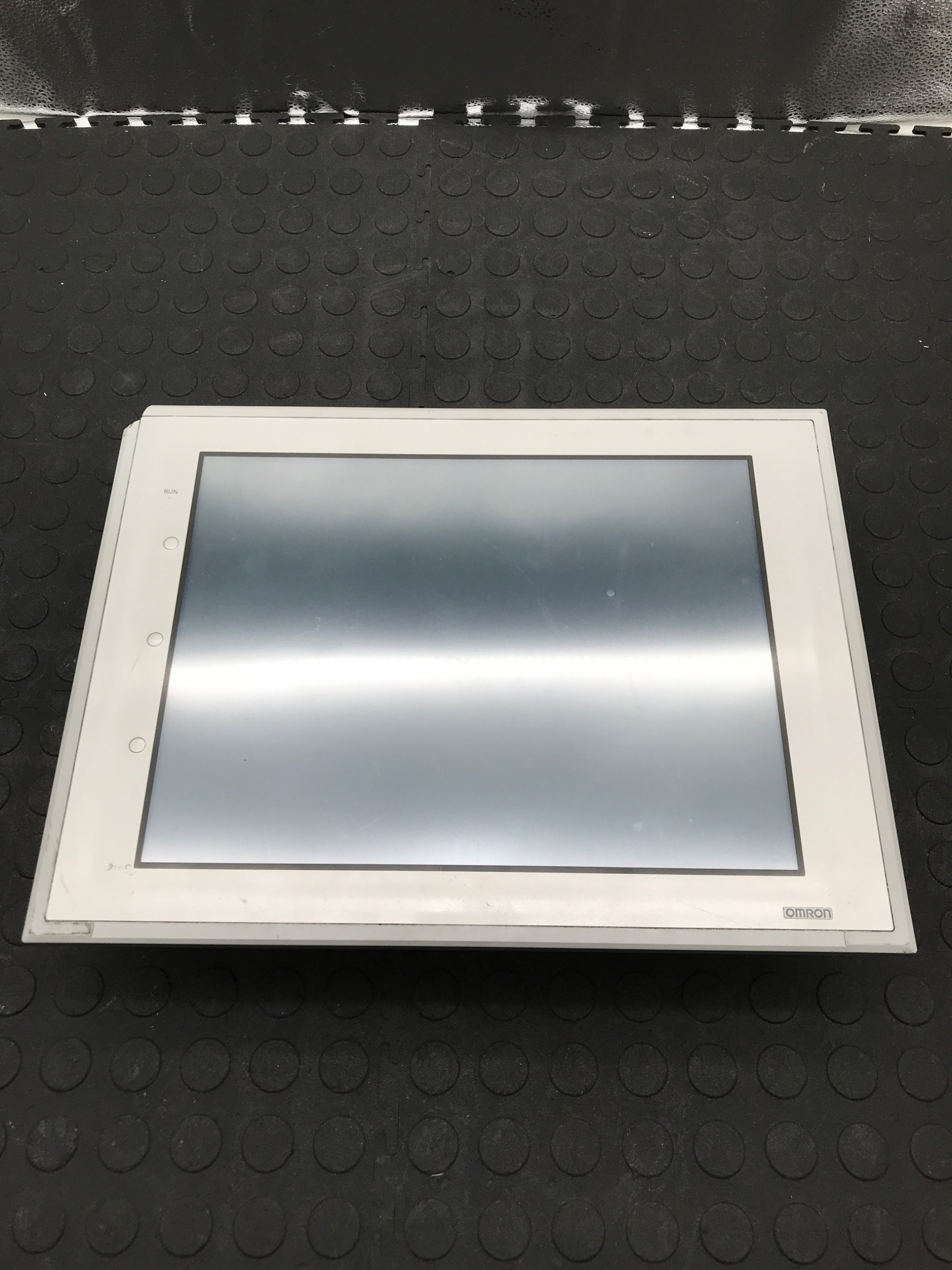 OMRON NS15‑TX01S‑V2 NS Series 15‑Inch HMI Touchscreen USED 0
