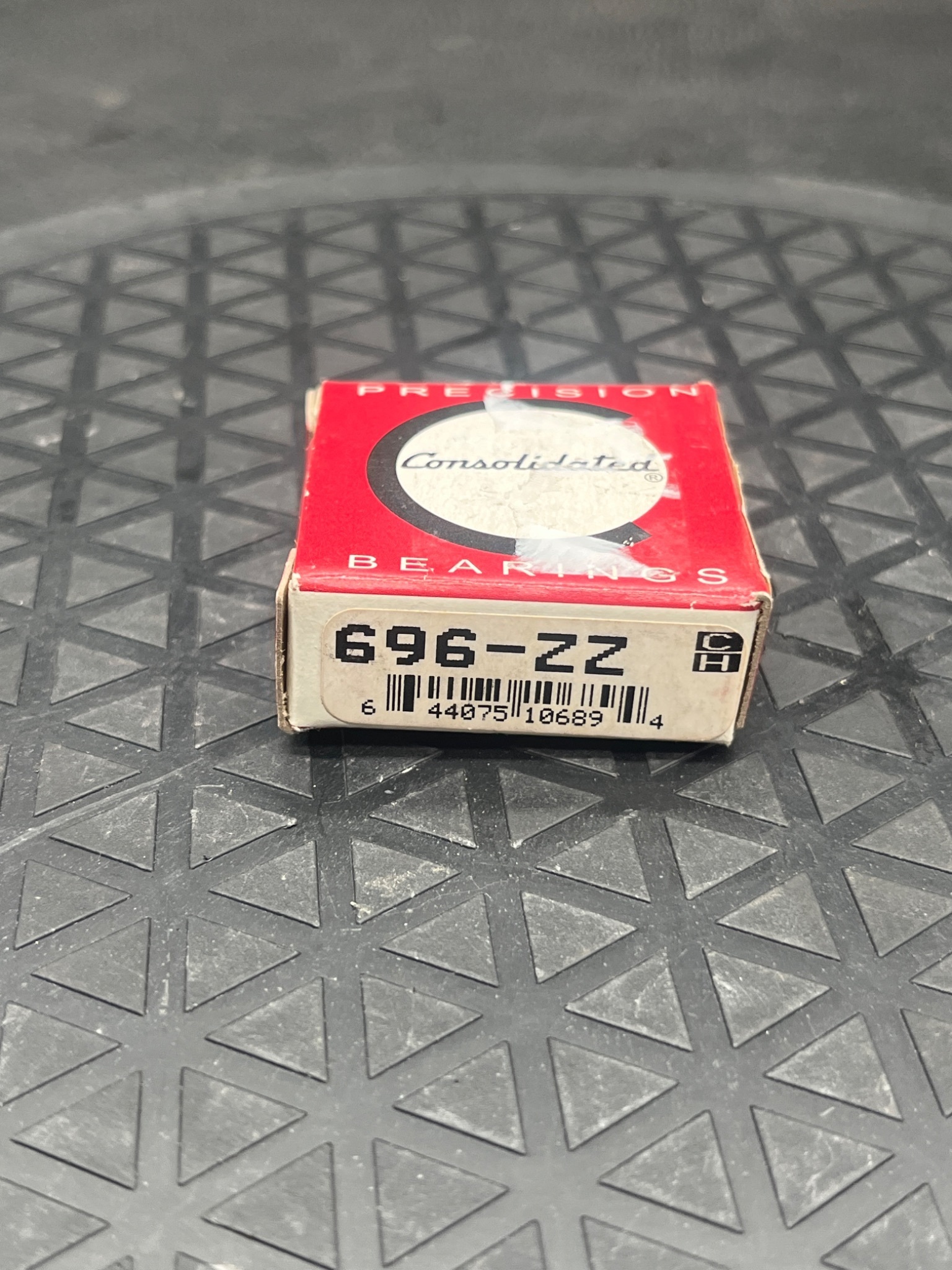 CONSOLIDATED 696‑ZZ Deep Groove Ball Bearing Double Shielded NEW 1
