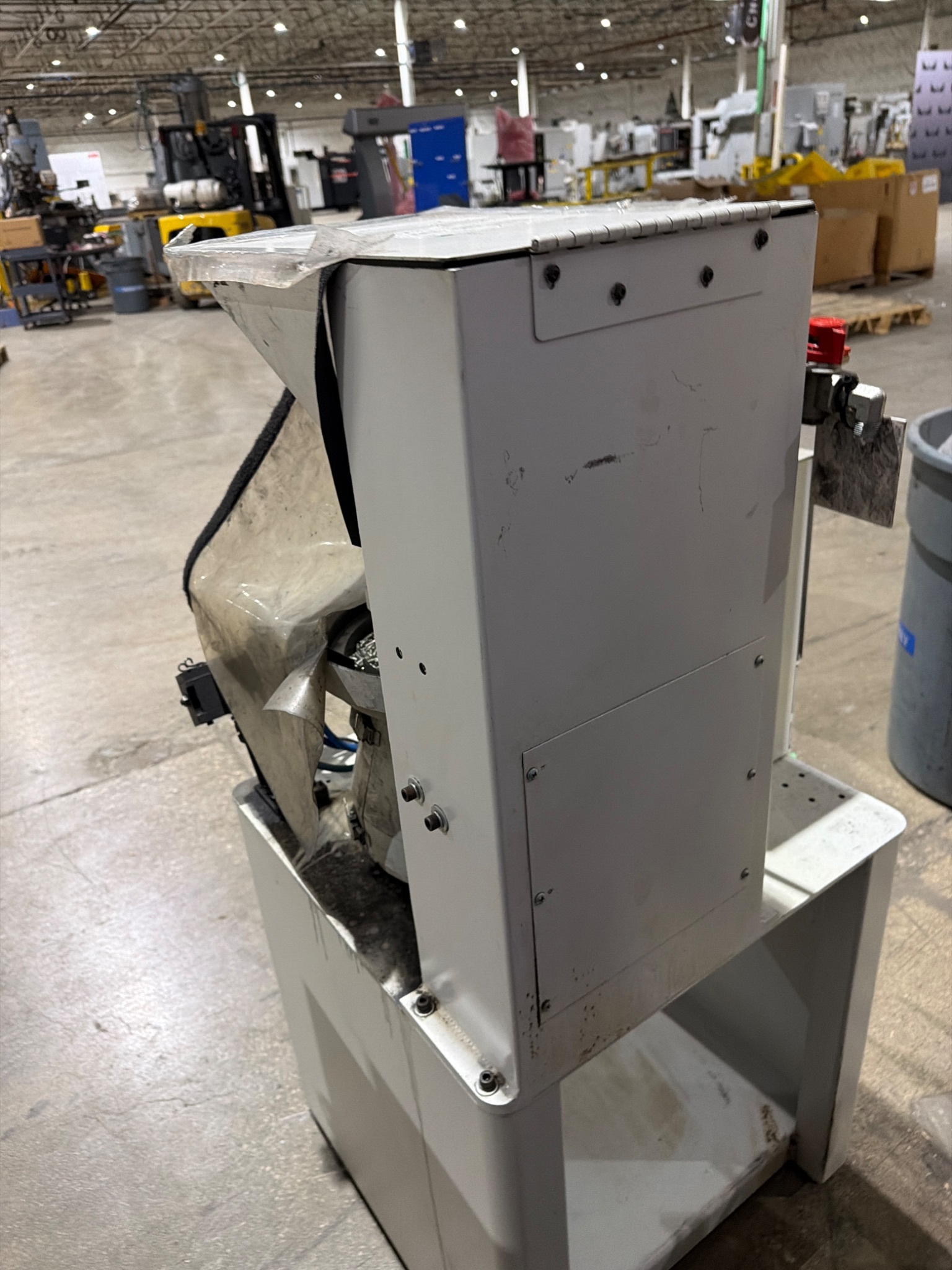 EMHART TEKNOLOGIES ETF12B Vibratory Bowl Feeder Fastener Feeding System USED 4