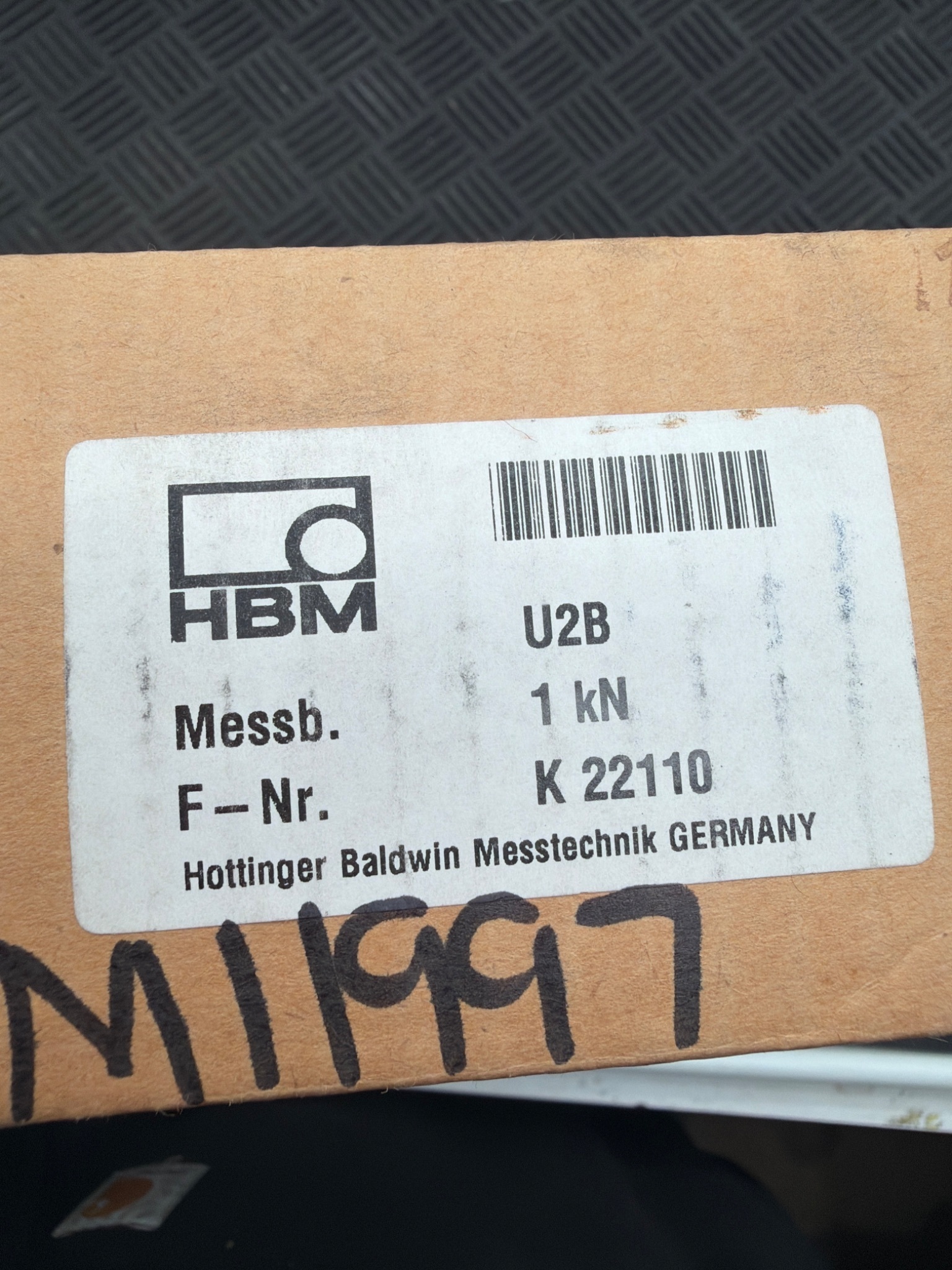 HBM K22110 U2B 1 kN Load Cell Force Transducer NEW 4