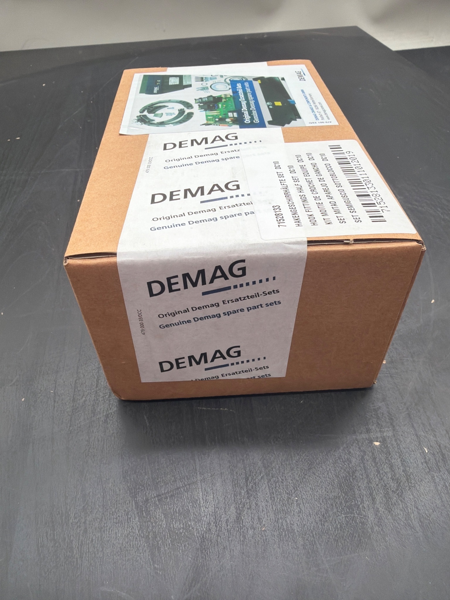 DEMAG 71528133 Hook Fittings Half Set DC10 NEW 4