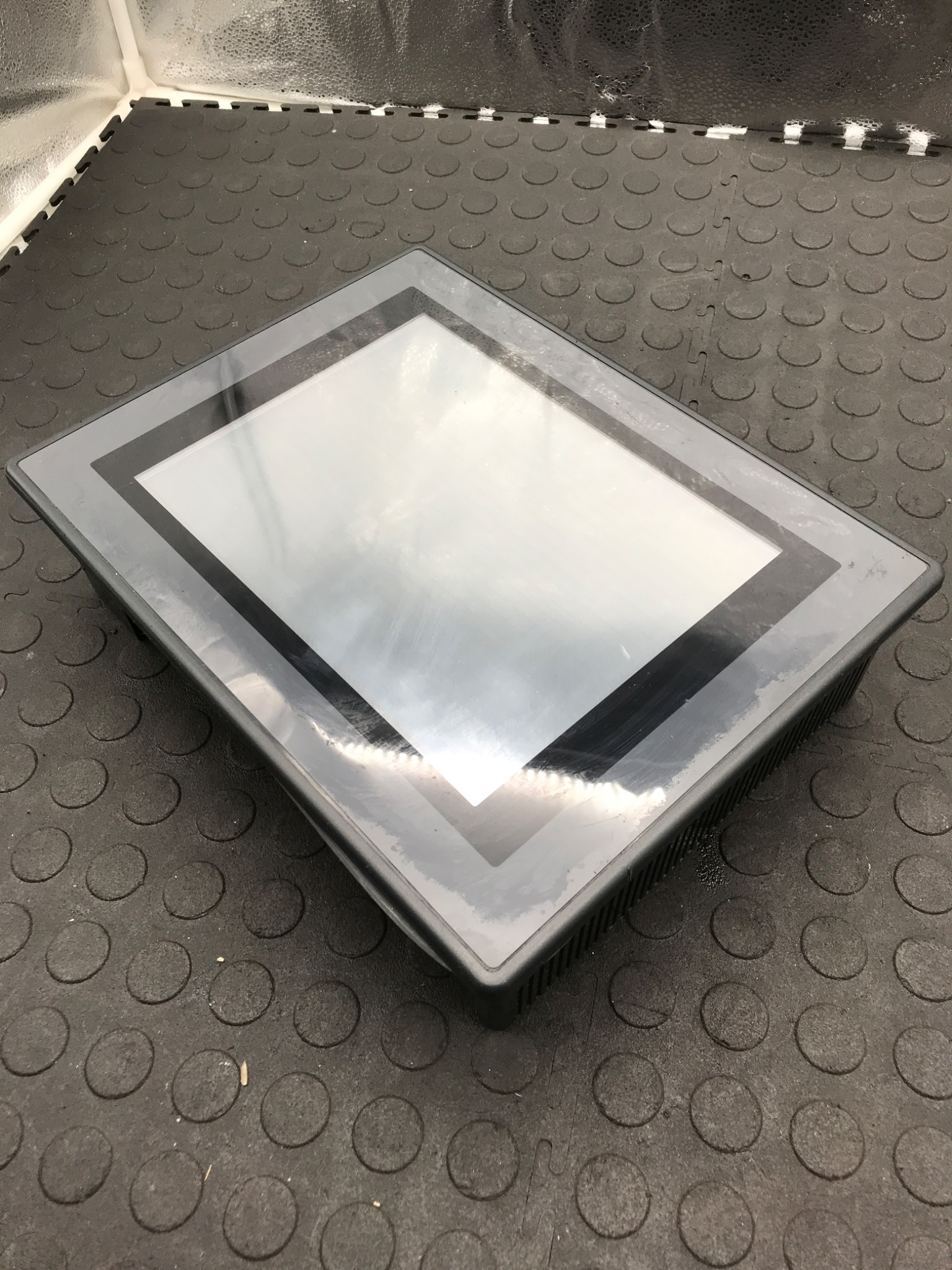 PRO-FACE GP577R-TC41-24VP 10.5 Inch Color TFT HMI Operator Panel USED 4