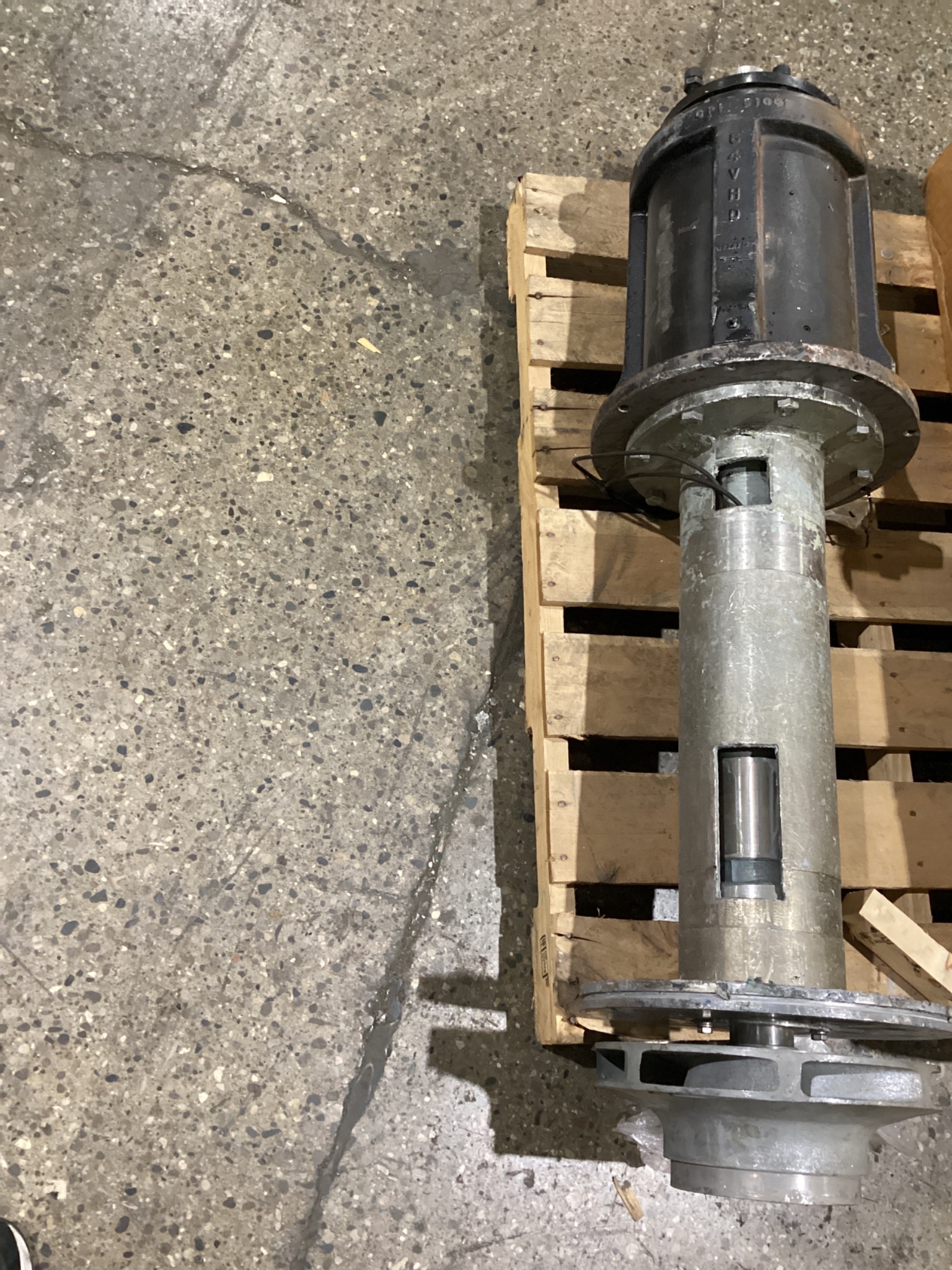 GUSHER 54VHD Heavy Duty Vertical Centrifugal Pump USED 1